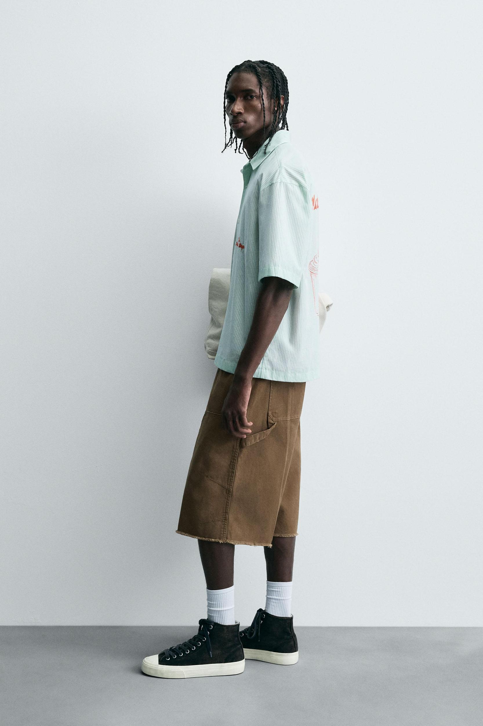 COMBINATION TEXT STRIPED SHIRT Product Image