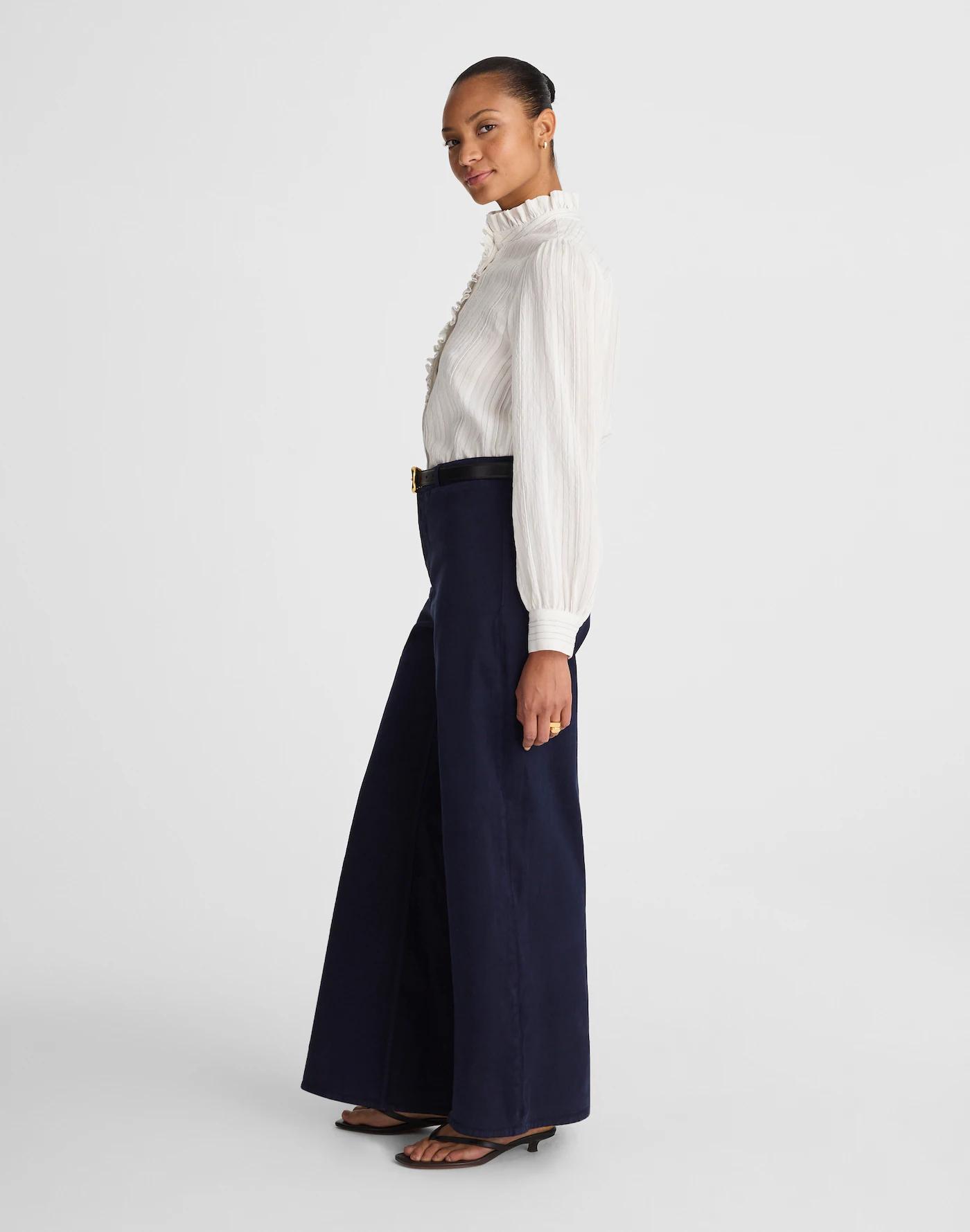 The Curvy Wide-Leg Pant in Garment-Dyed Twill Product Image