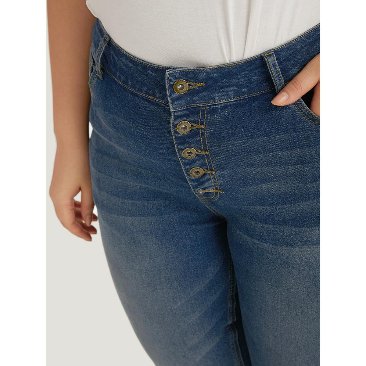 Plus Size Plain Button Fly High Rise Medium Wash Jeans Women Blue Casual Plain Plain High stretch Pocket Jeans BloomChic 16/1X Product Image