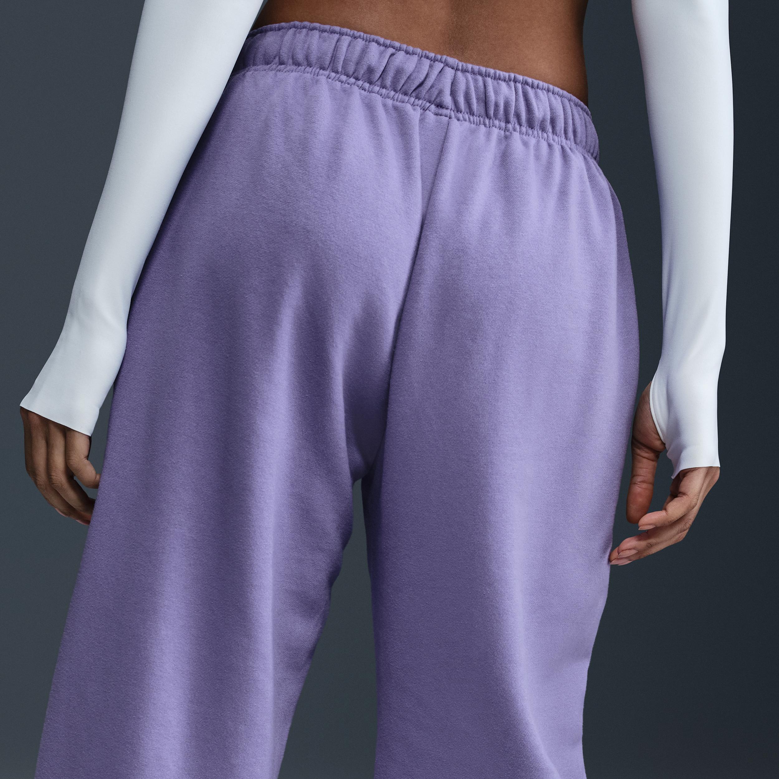 Womens Nike Sportswear Club Fleece Mid-Rise Oversized Sweatpants Product Image