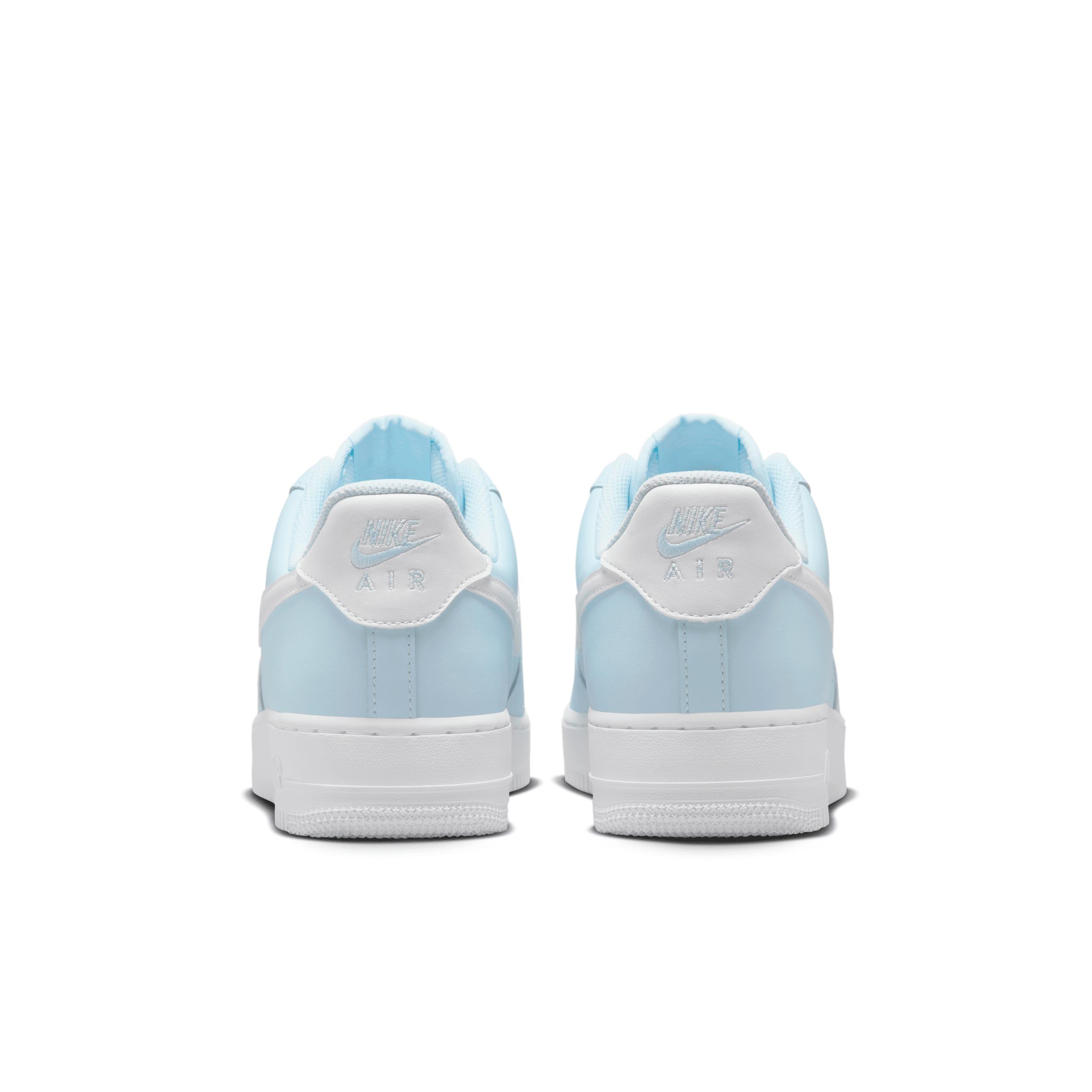 Mens Nike Air Force 1 07 Casual Shoes Product Image