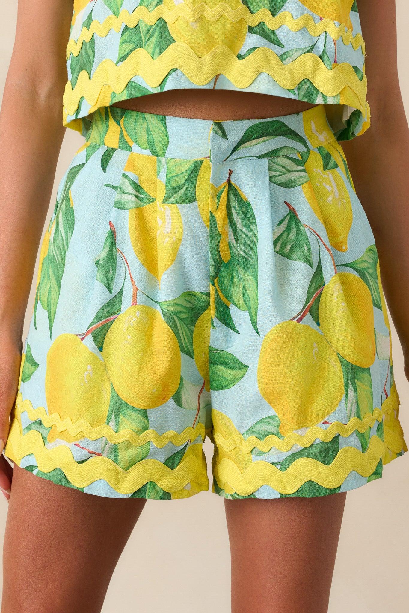 Prosperina Colleen Blue Lemon Print Cotton Classic Shorts Product Image
