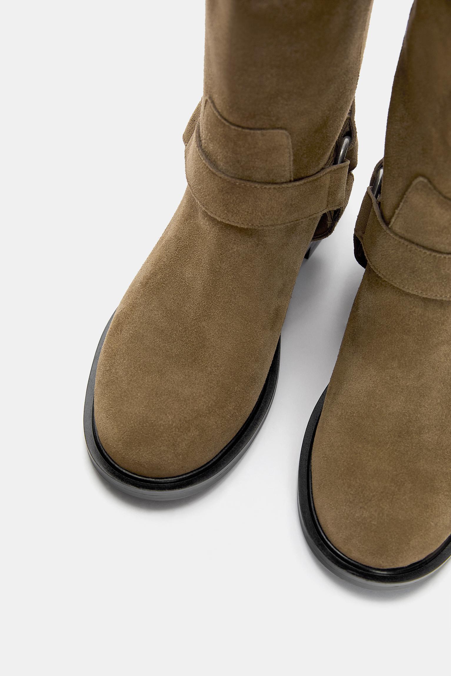 Flat leather biker boots Product Image