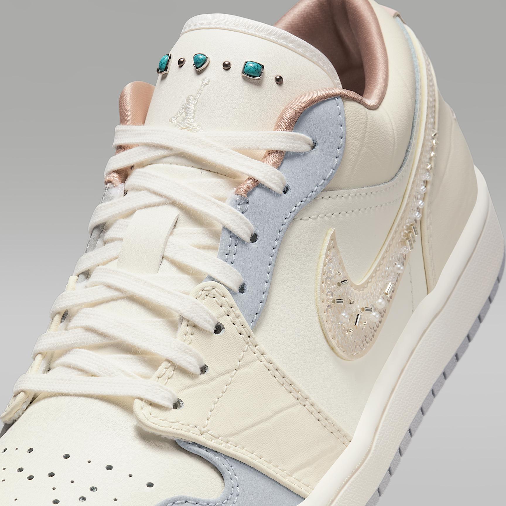 Womens Air Jordan 1 Low Shoes | IH7323-100 Product Image