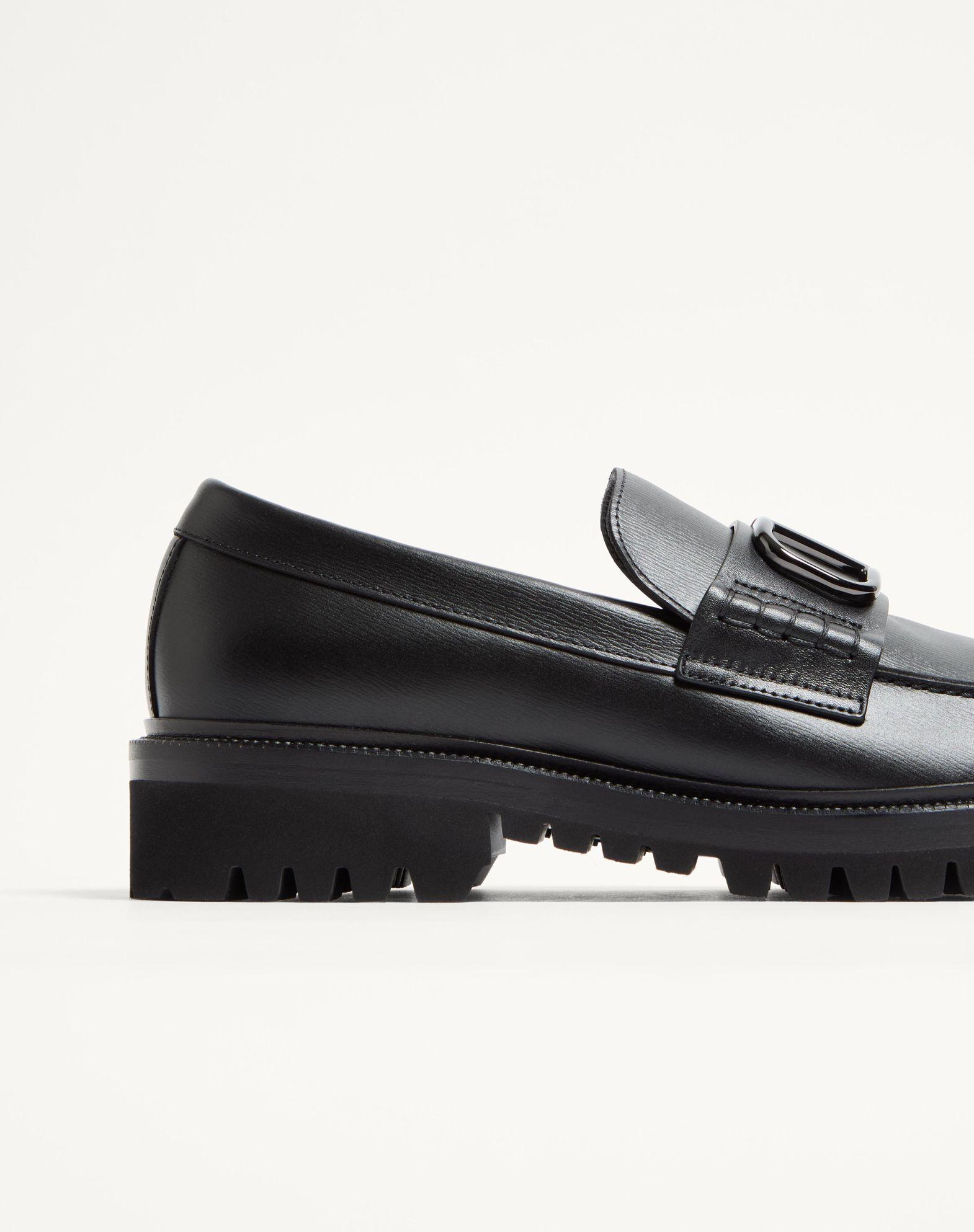 Vlogo Signature Calfskin Loafer  Product Image