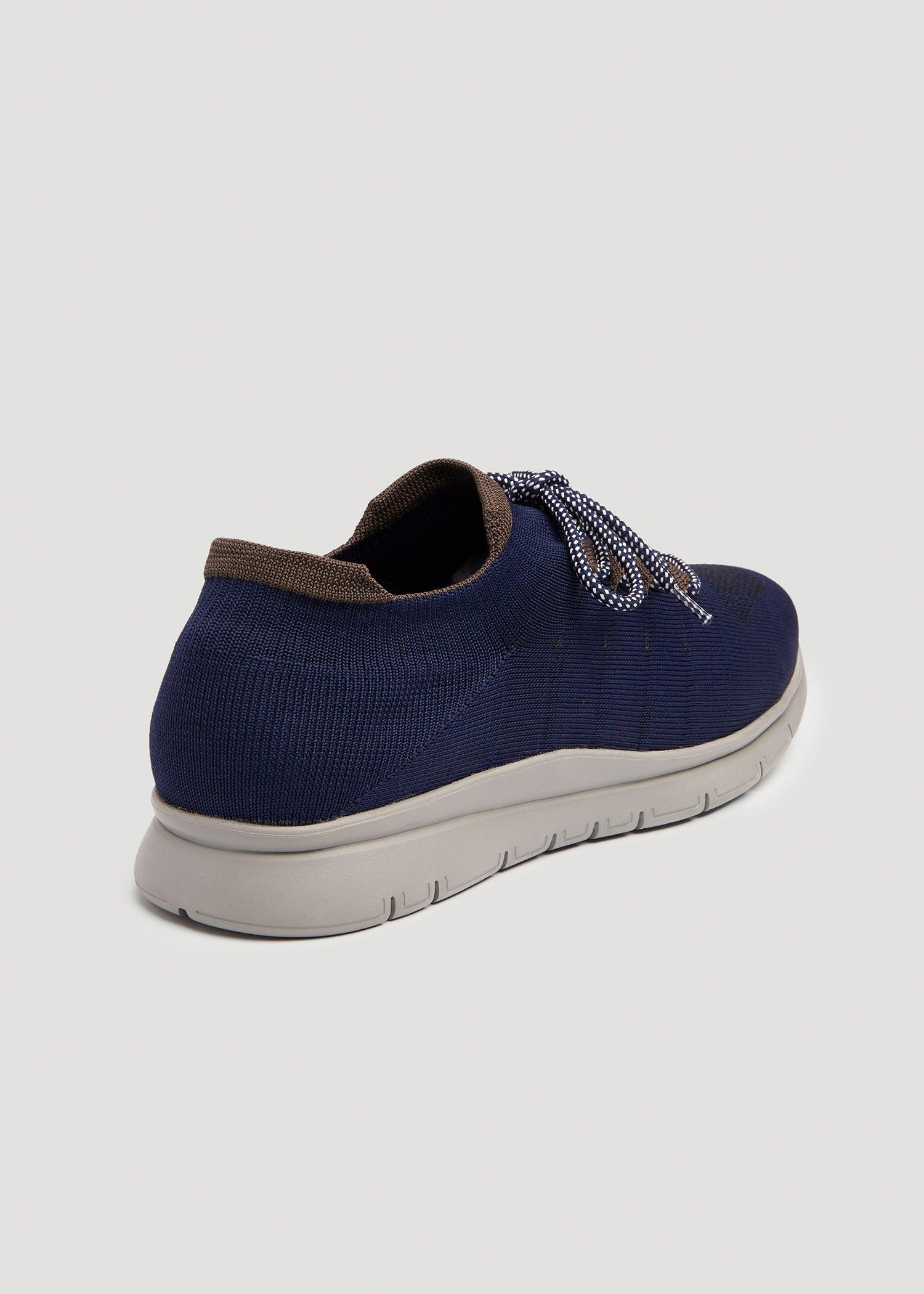 Knit Running Shoes for Tall Men in Navy Male Product Image