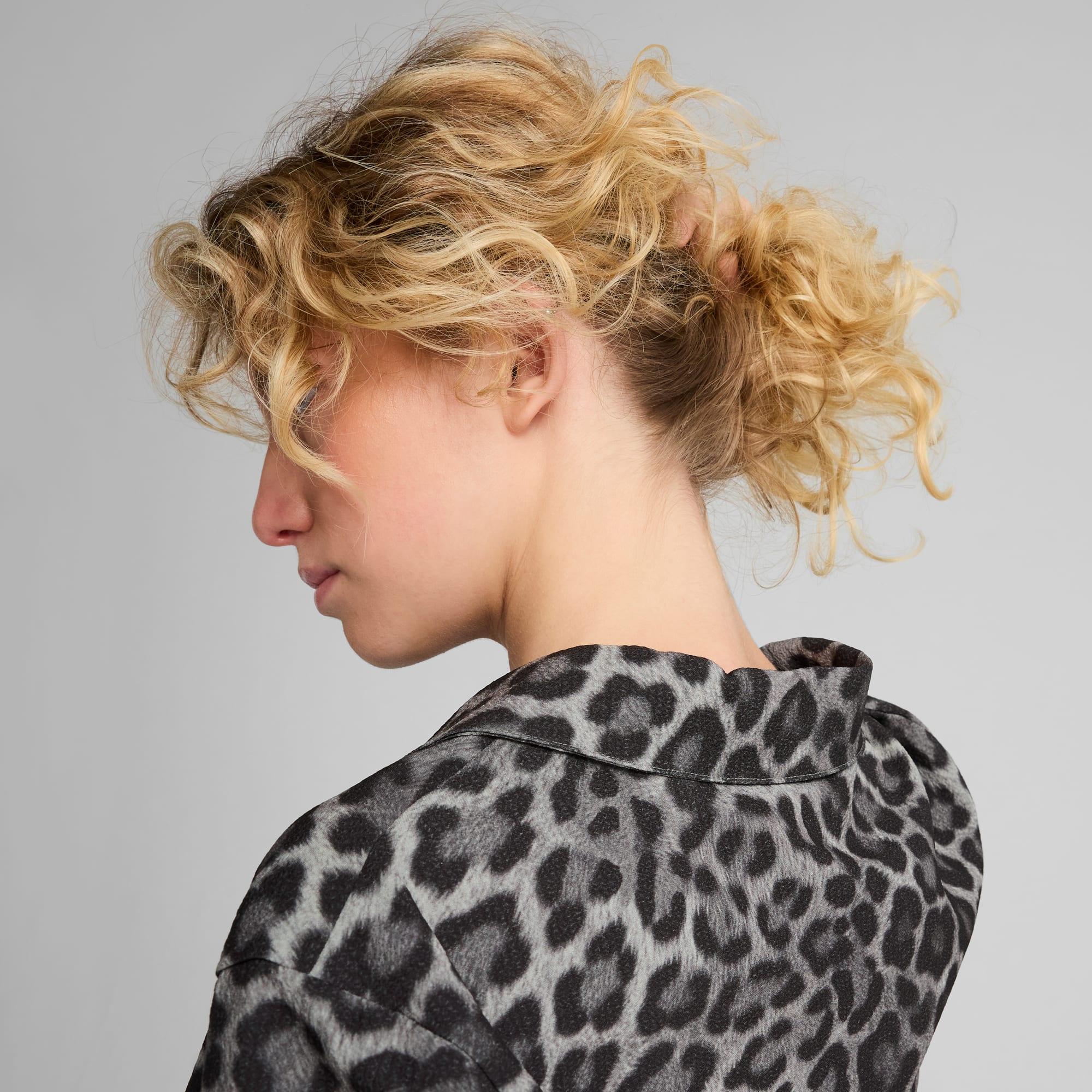 LEO LUXE Women's Relaxed All-Over Print Woven Shirt Product Image