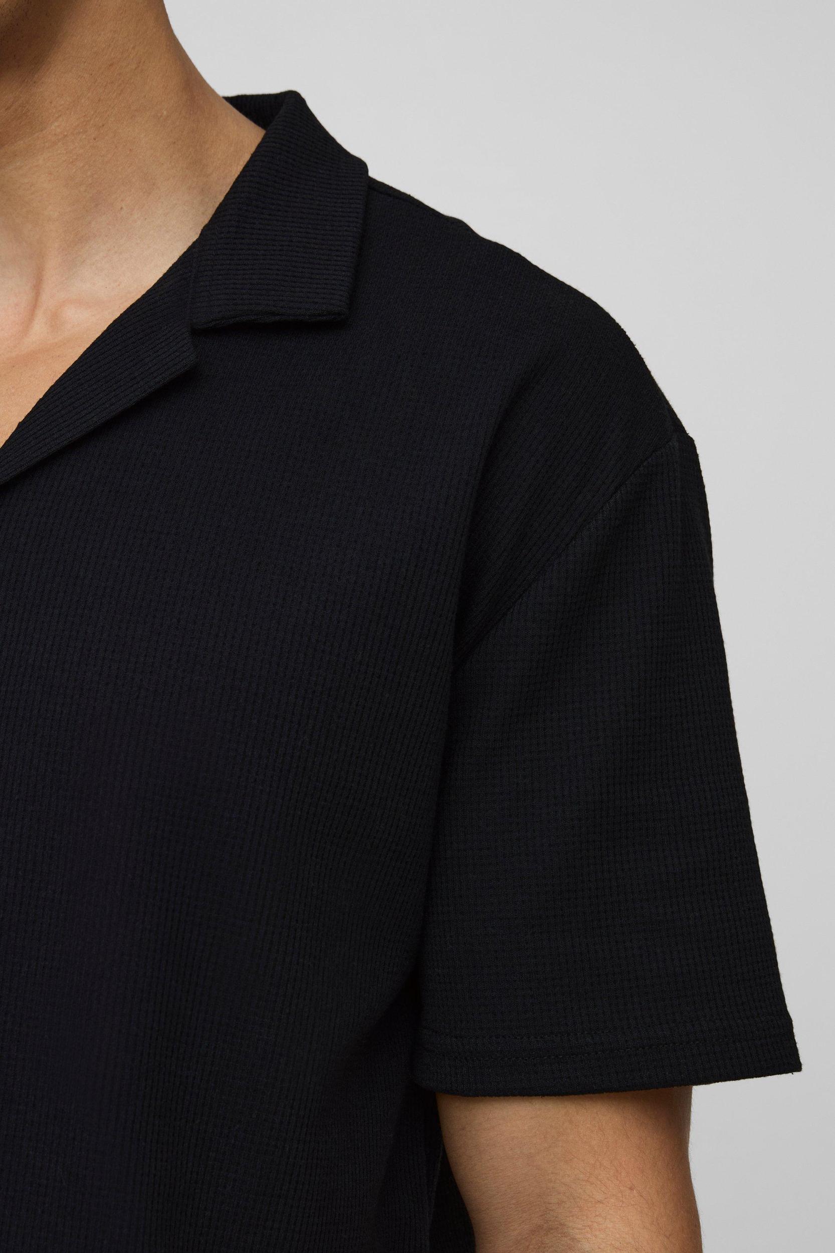 Oversized Short Sleeve Revere Waffle Shirt | boohooMAN USA Product Image