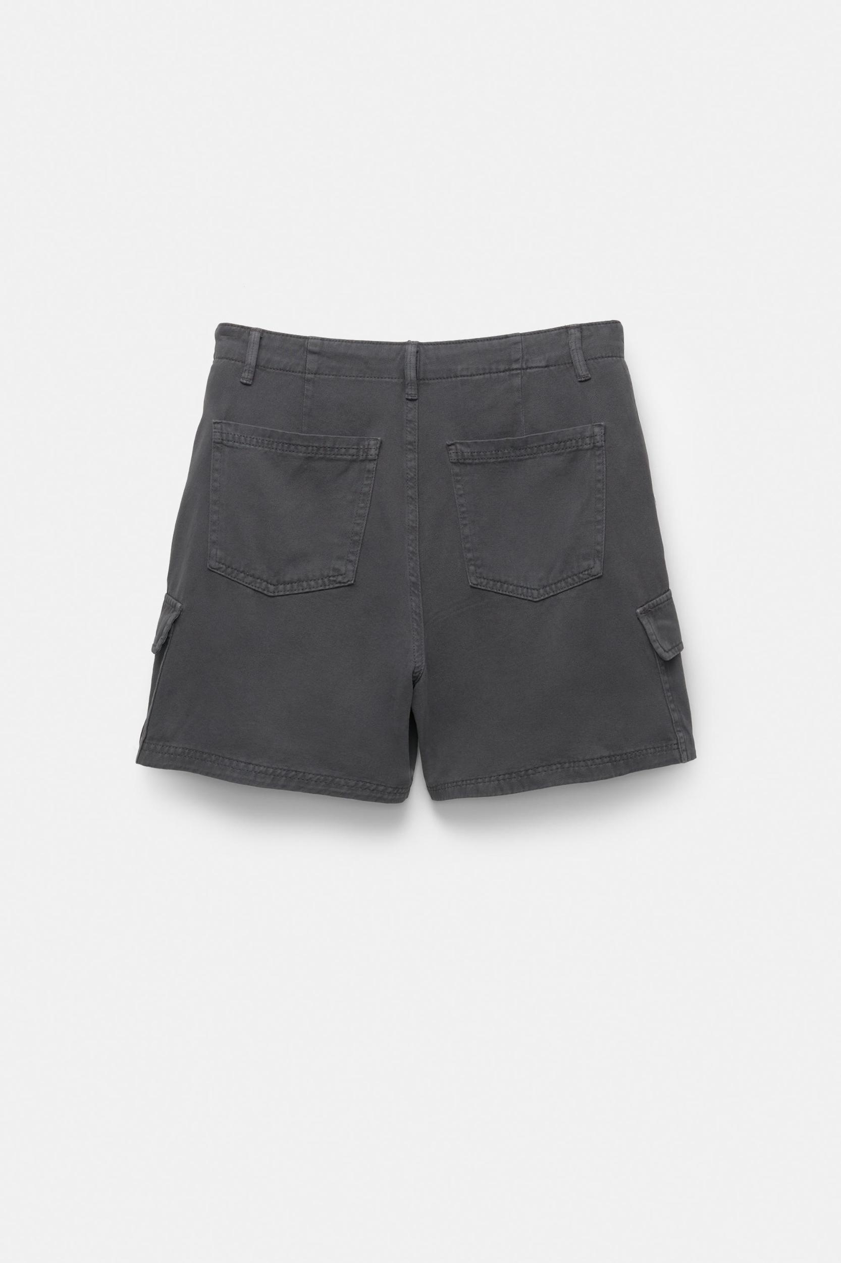 Cargo Bermuda shorts Product Image