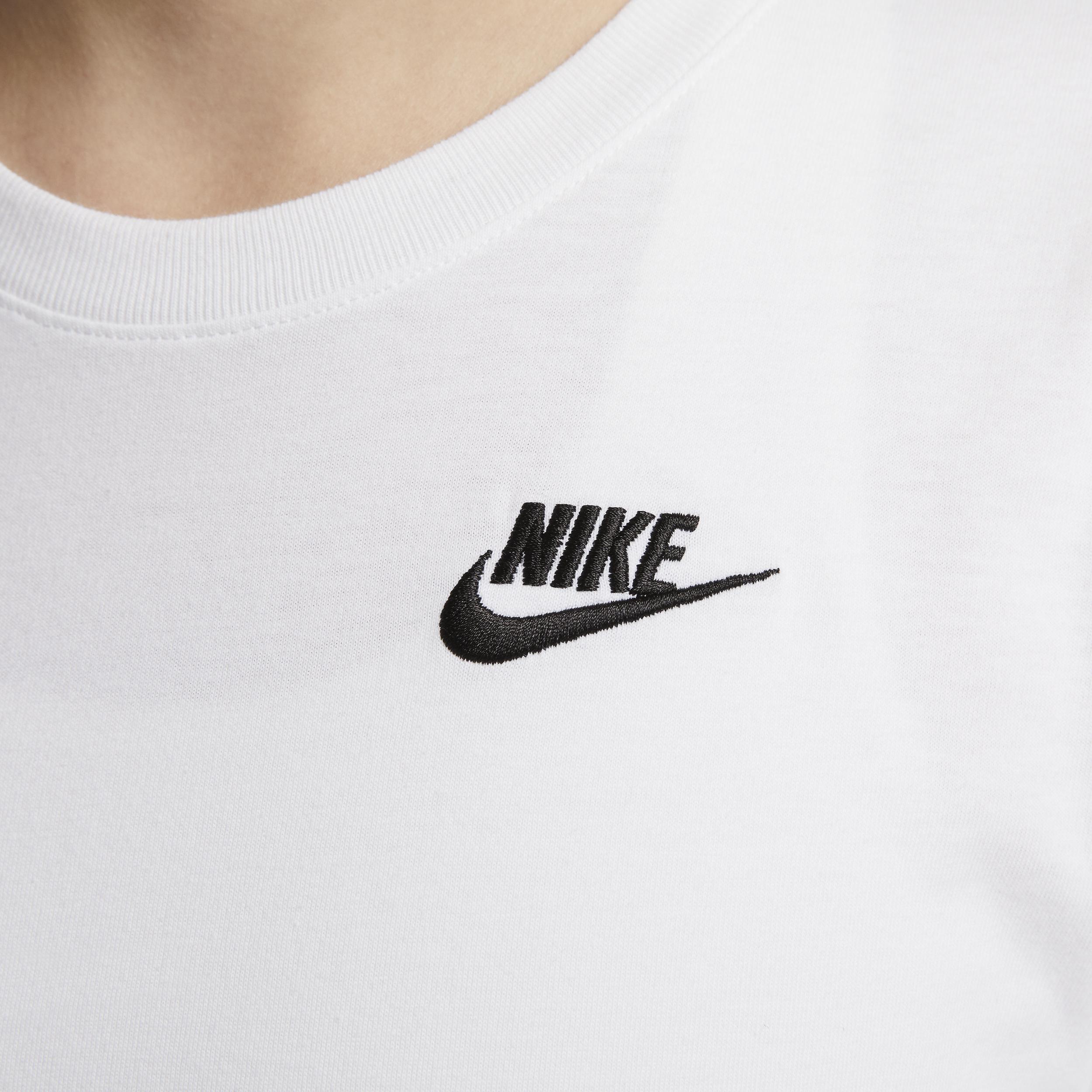 Women's Nike Sportswear Club Essentials Tee,  Product Image