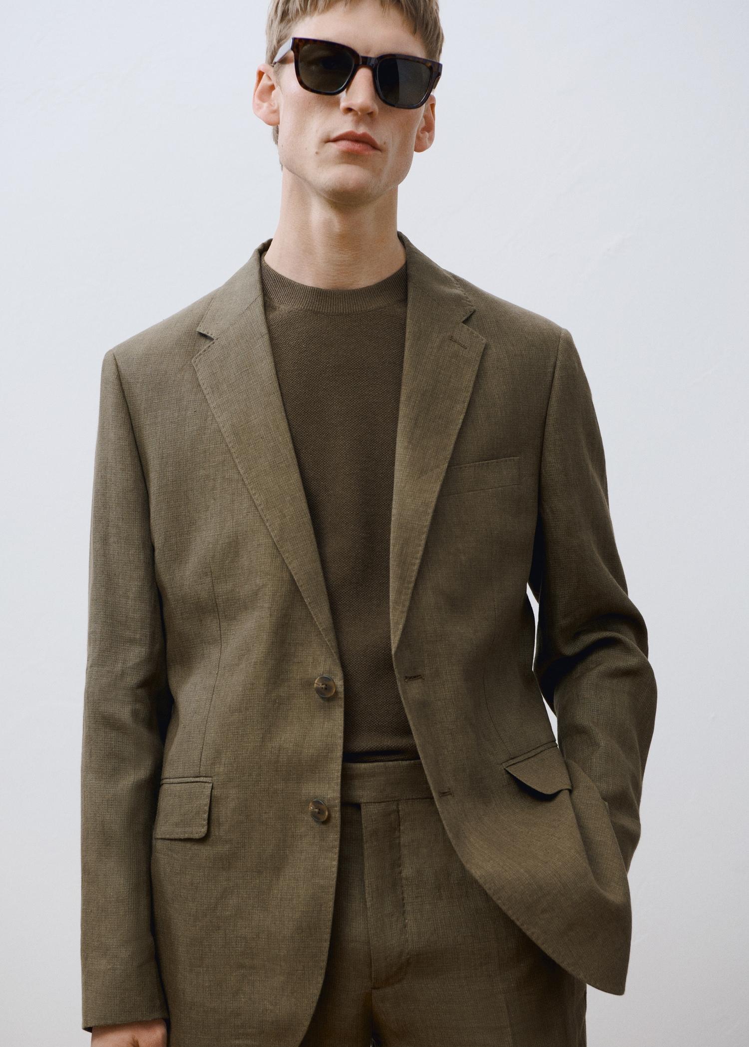 Amalfi 100% linen slim-fit suit blazer - Men | MANGO USA Product Image