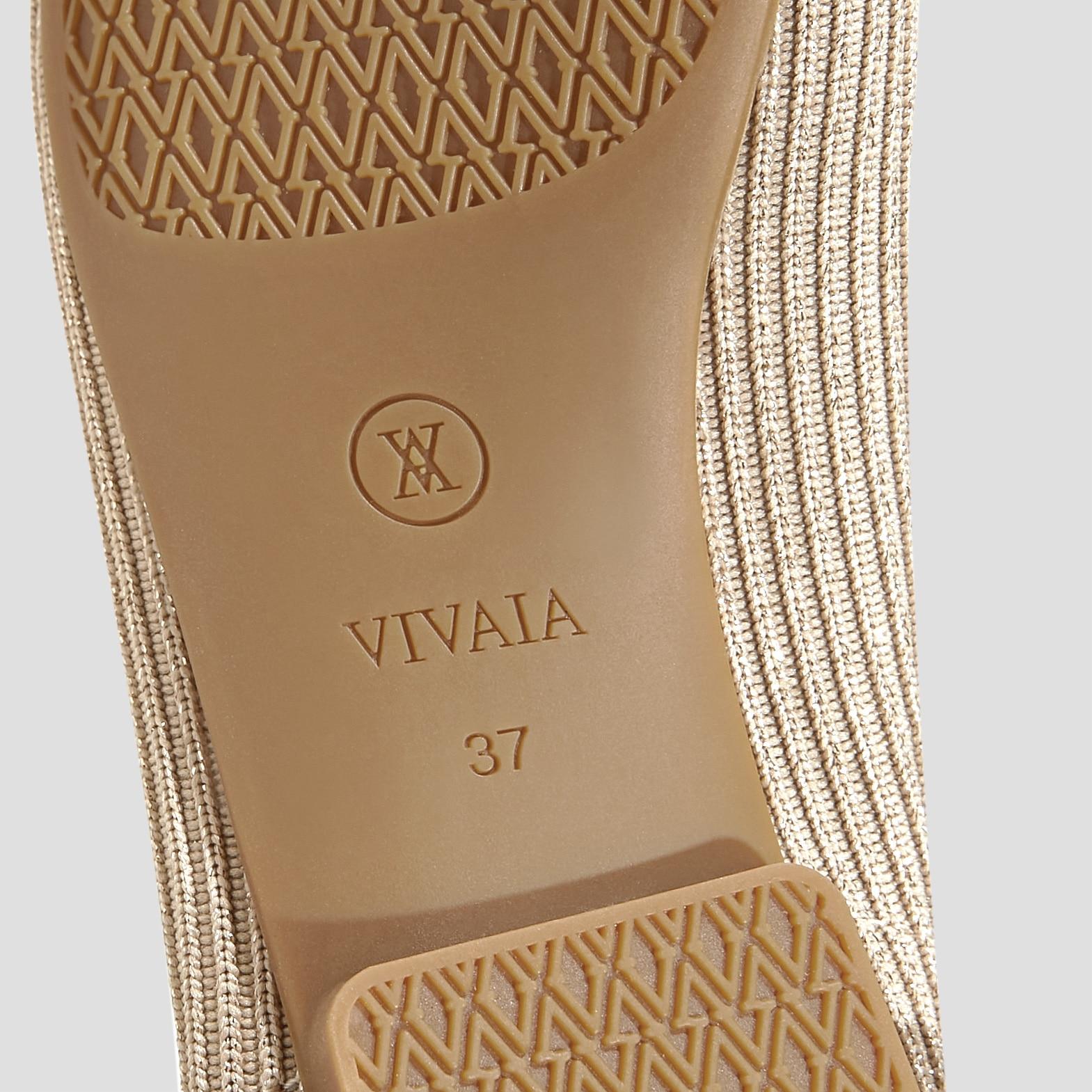 Square-Toe V-Cut Flats (Margot 2.0) Product Image