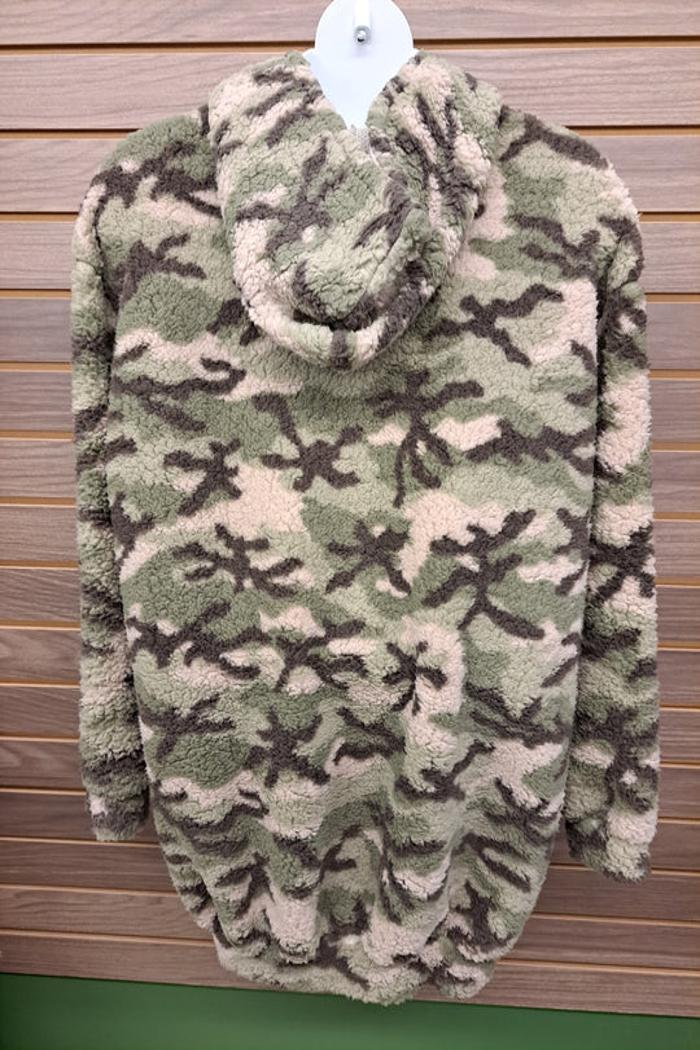 Plush Camo Hoodie Product Image