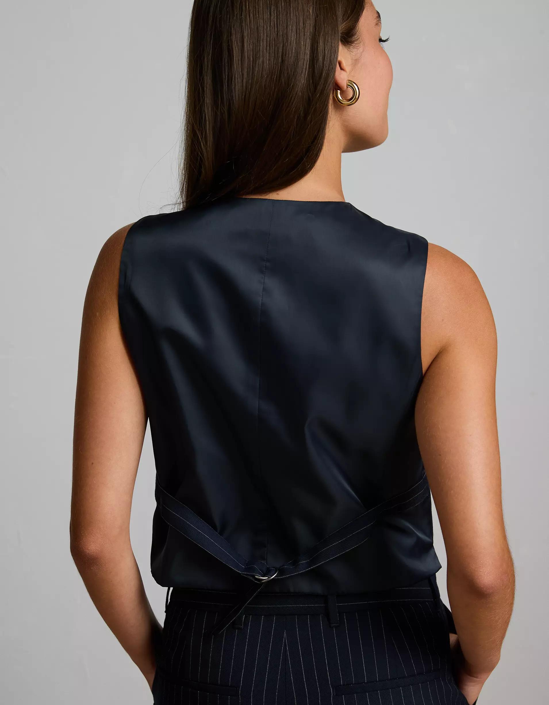 AE77 Premium Vest Product Image