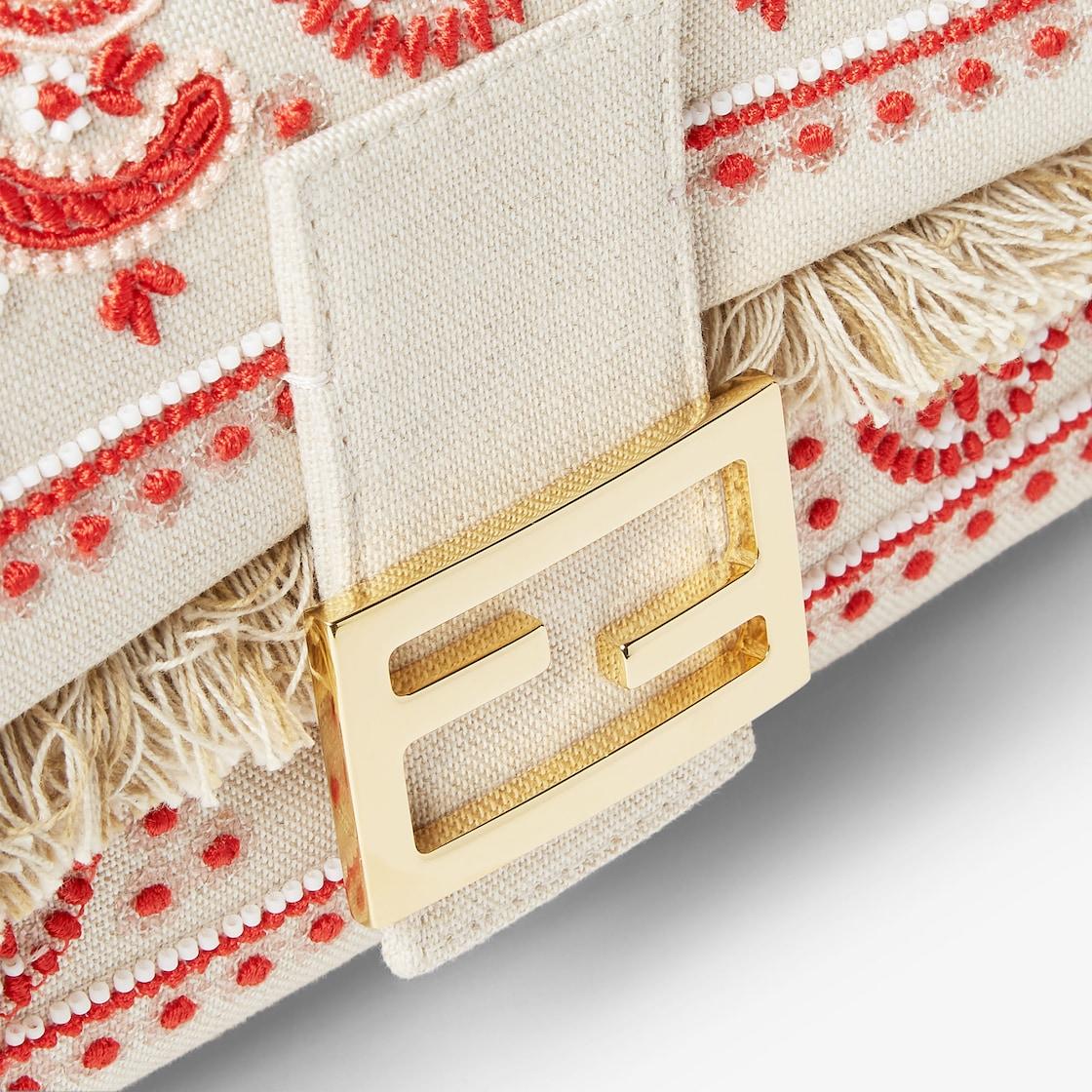 BaguetteCanvas bag with Coral Bandana embroidery Product Image