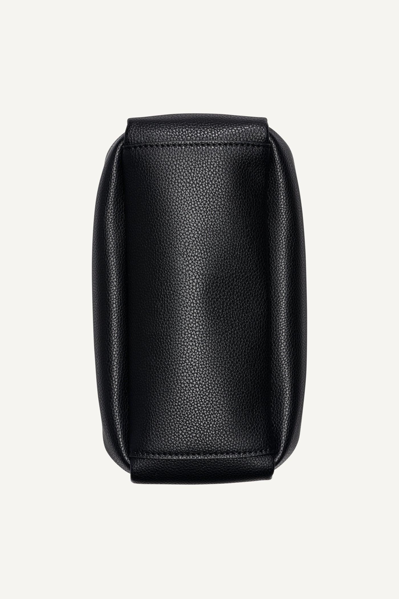 BRYAR CROSSBODY Product Image