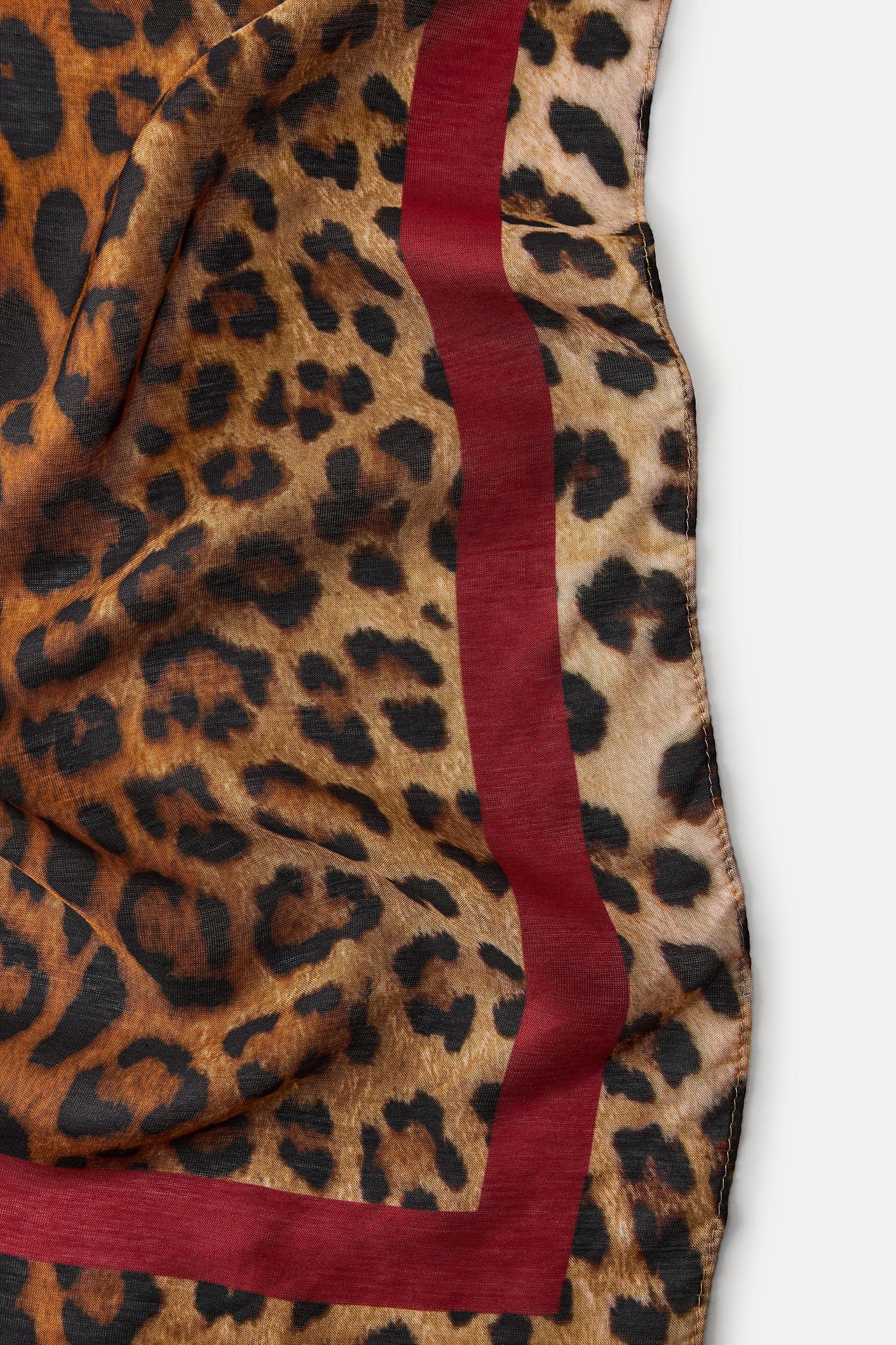 ANIMAL PRINT MODAL SCARF Product Image