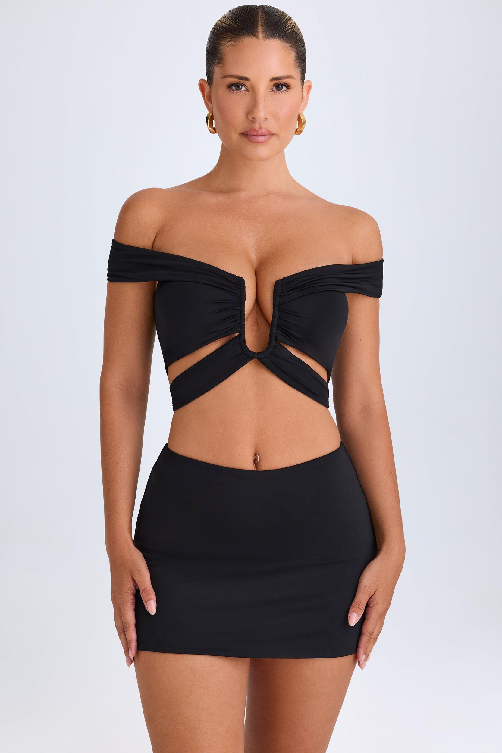 Mid-Rise Micro Mini Skirt in Black Female Product Image