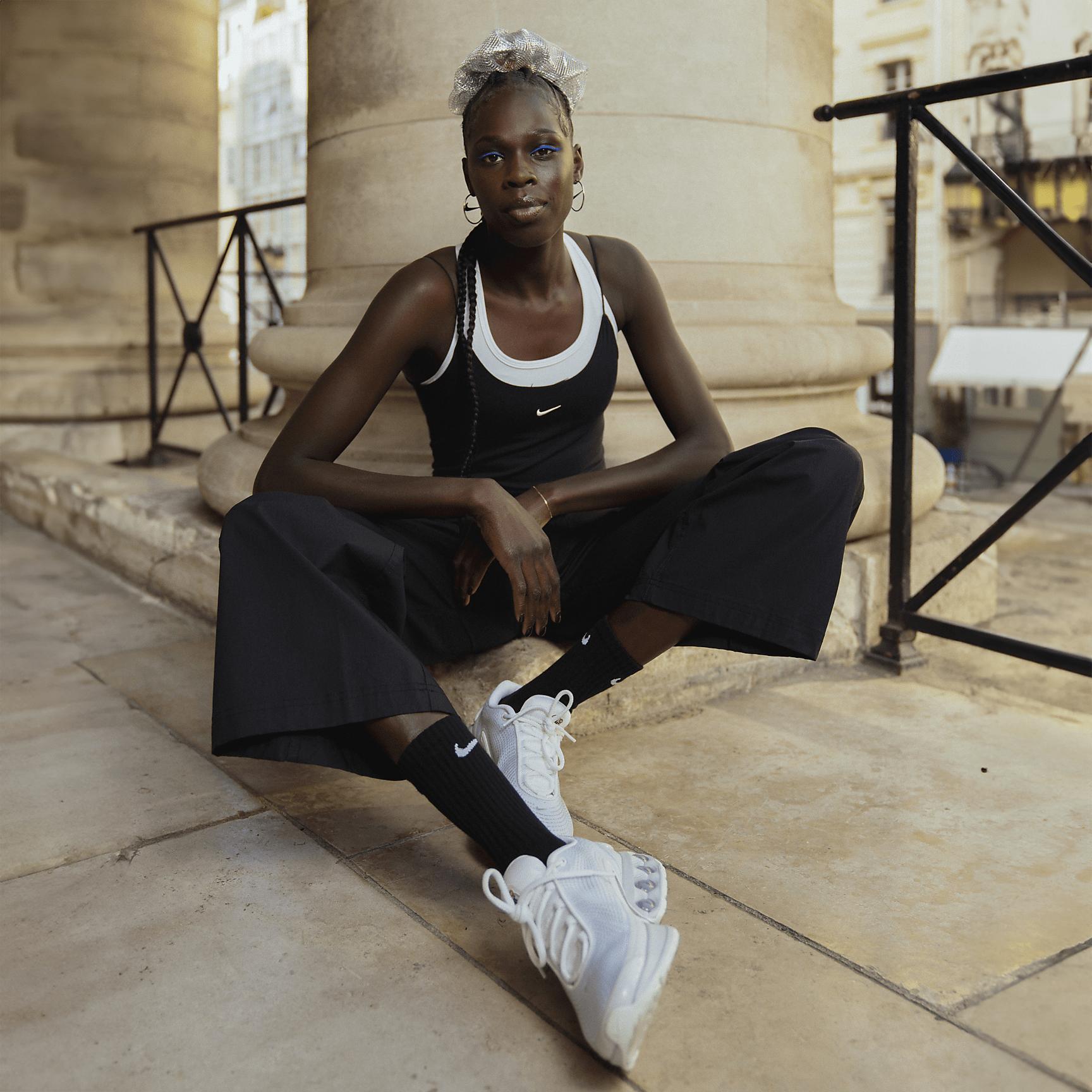 Nike Womens Air Max Dn Shoes | FJ3145-100 Product Image