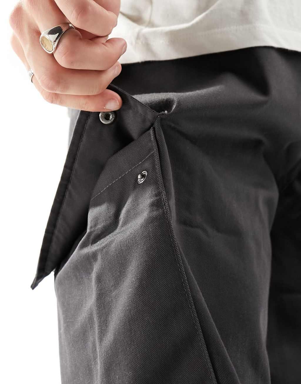 Jack & Jones wide leg tapered drawstring cargo pants in gray Product Image