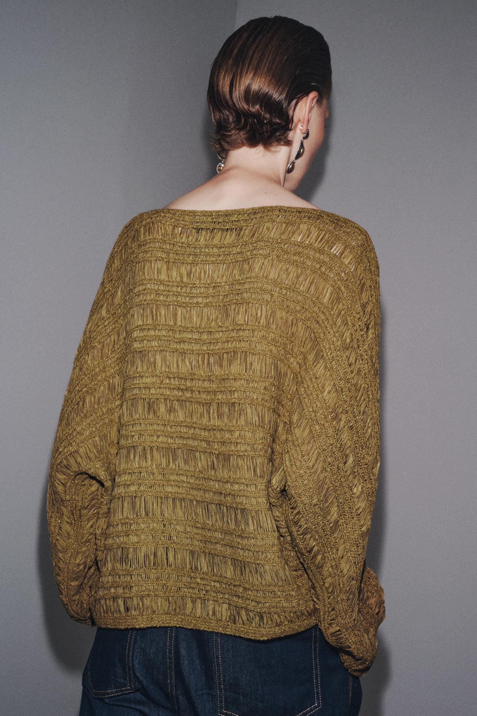 RIBBED KNIT SWEATER Product Image