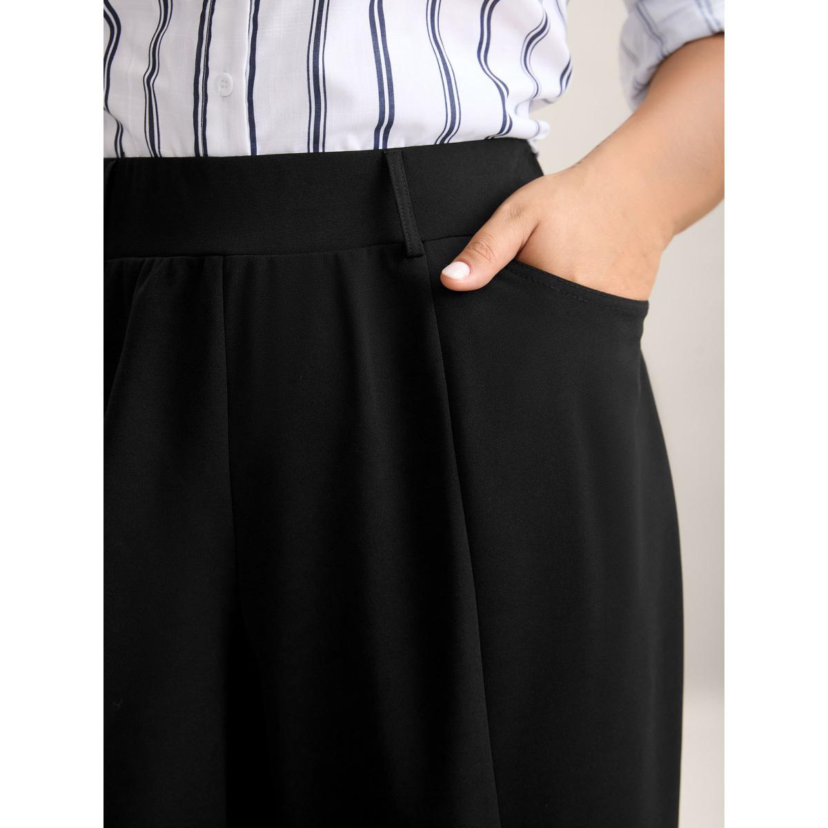 Plus Size Seamed Split Hem Straight-Leg Pants Women Black Office Straight Leg Mid Rise Office Pants BloomChic 10/M Product Image