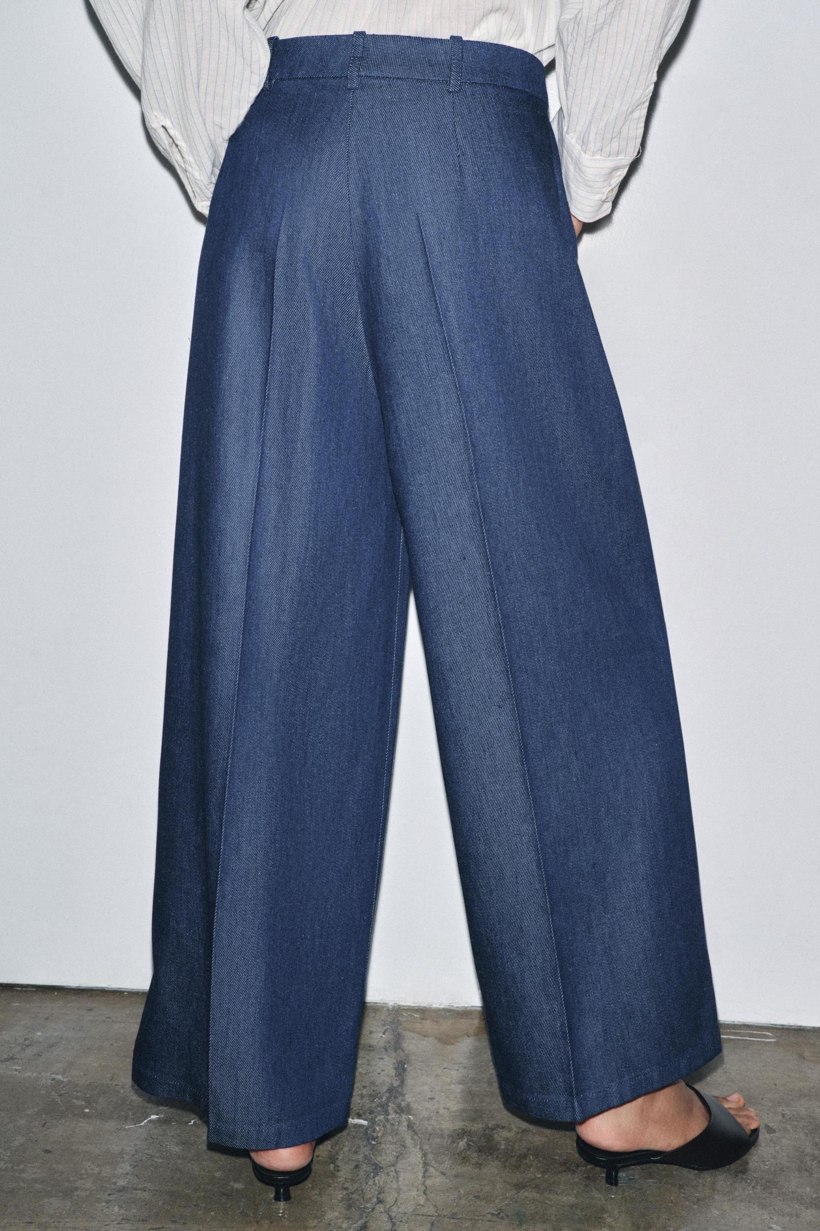 HIGH-WAISTED LIMITED EDITION PANTS Product Image
