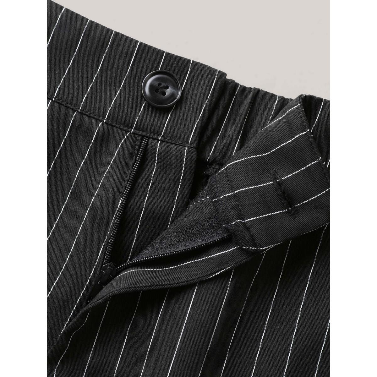 Plus Size Stripes Print Pockets Straight-Fit Pants Women Black Office Straight Leg Mid Rise Office Pants BloomChic 30/6X Product Image