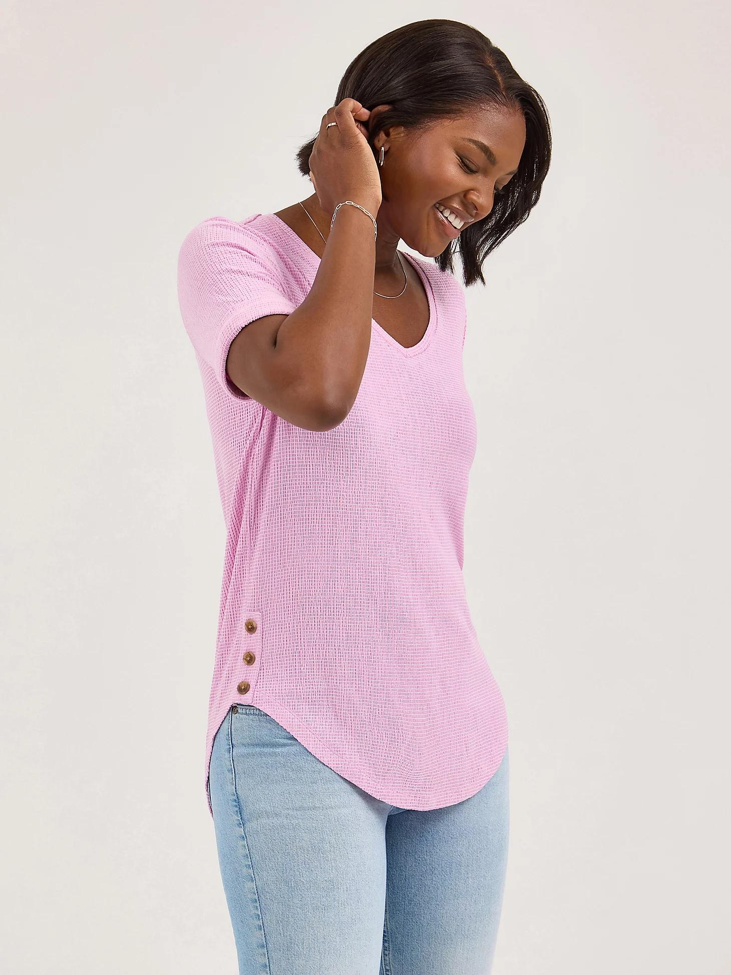 Women's Cuff Sleeve Stripe V-Neck Tee | Women's Tops & Tees | Lee® Product Image