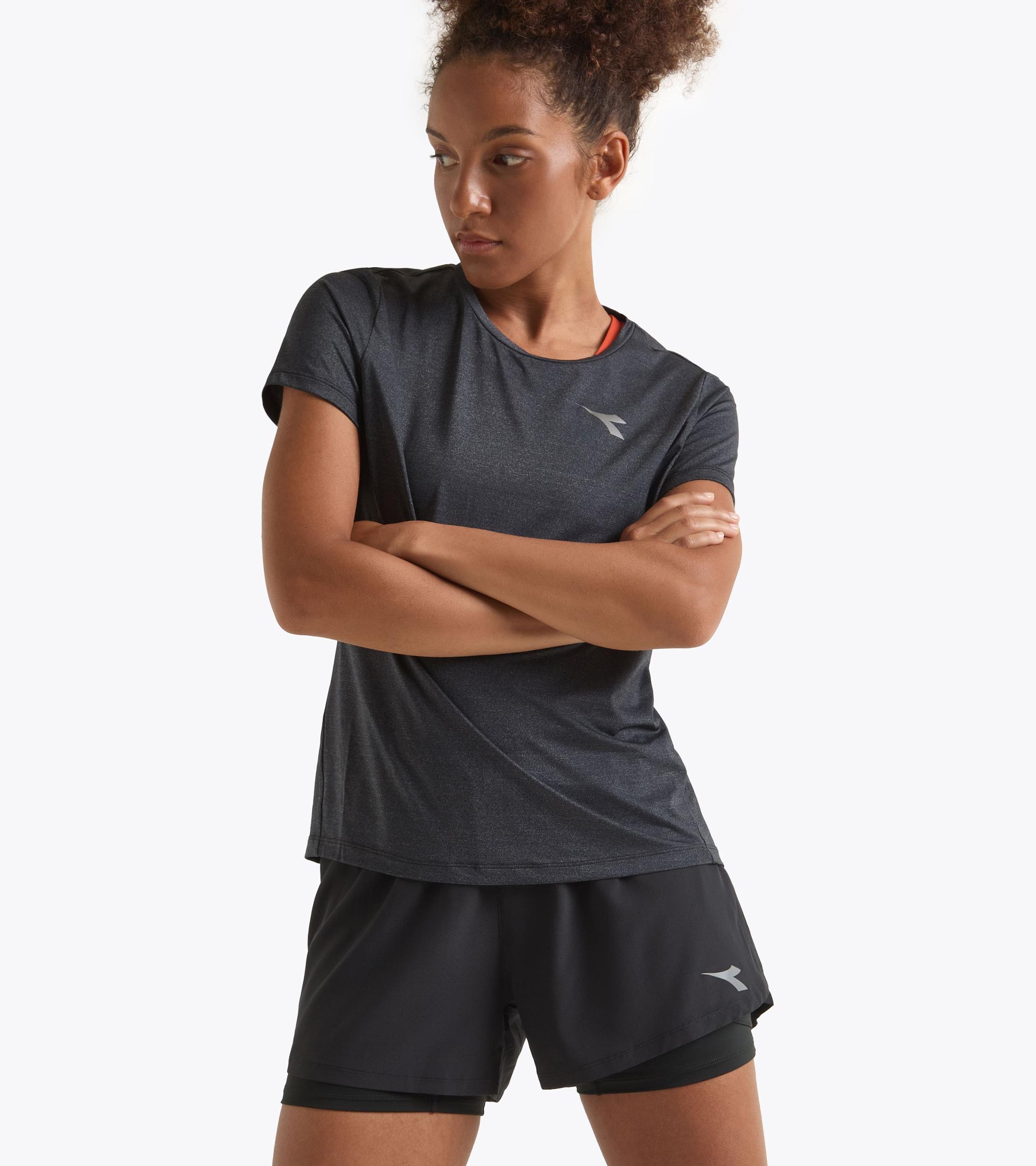 L. SHORTS 2IN1 5 RUN CREW Product Image