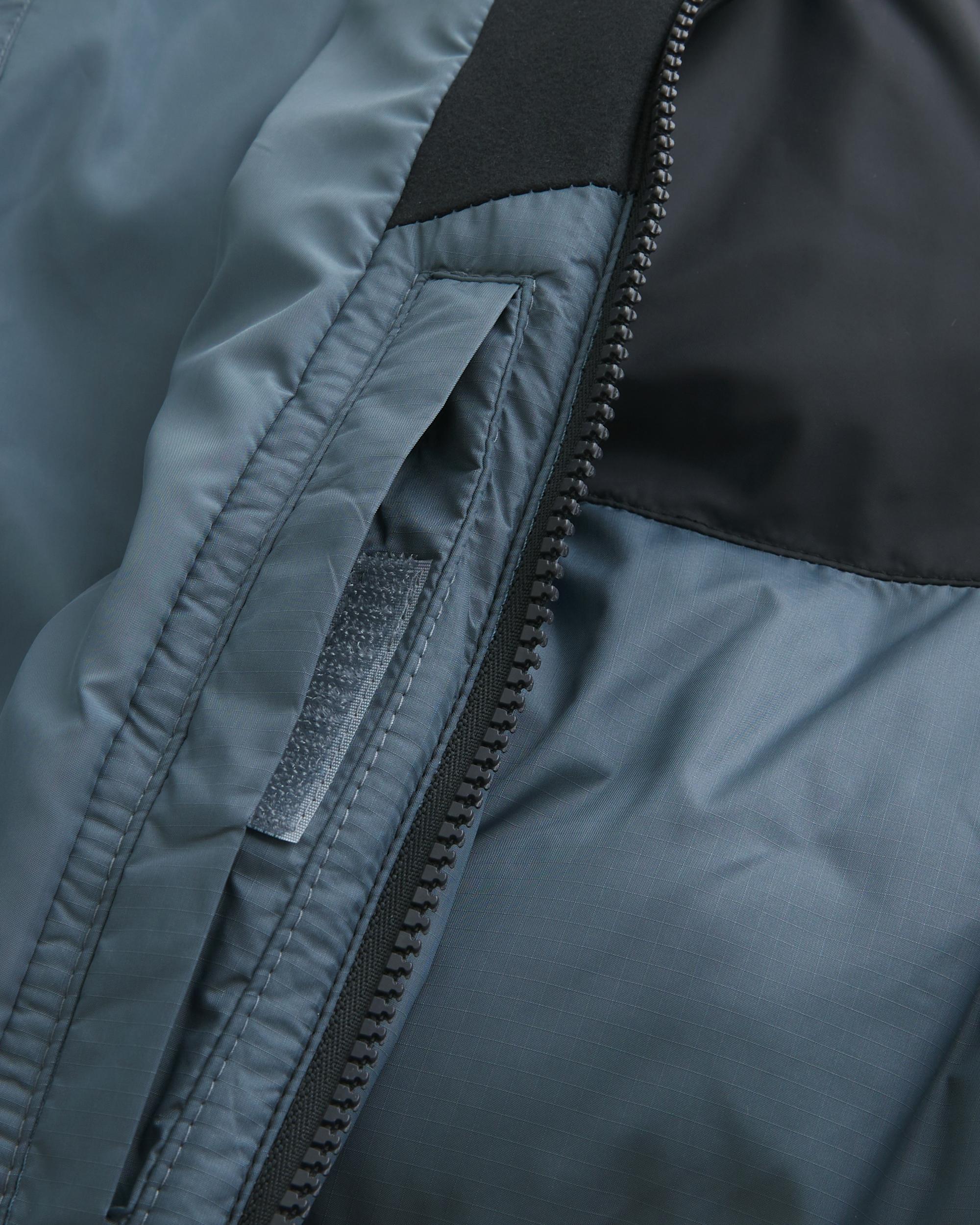 Boxy Mock-Neck Puffer Jacket Product Image