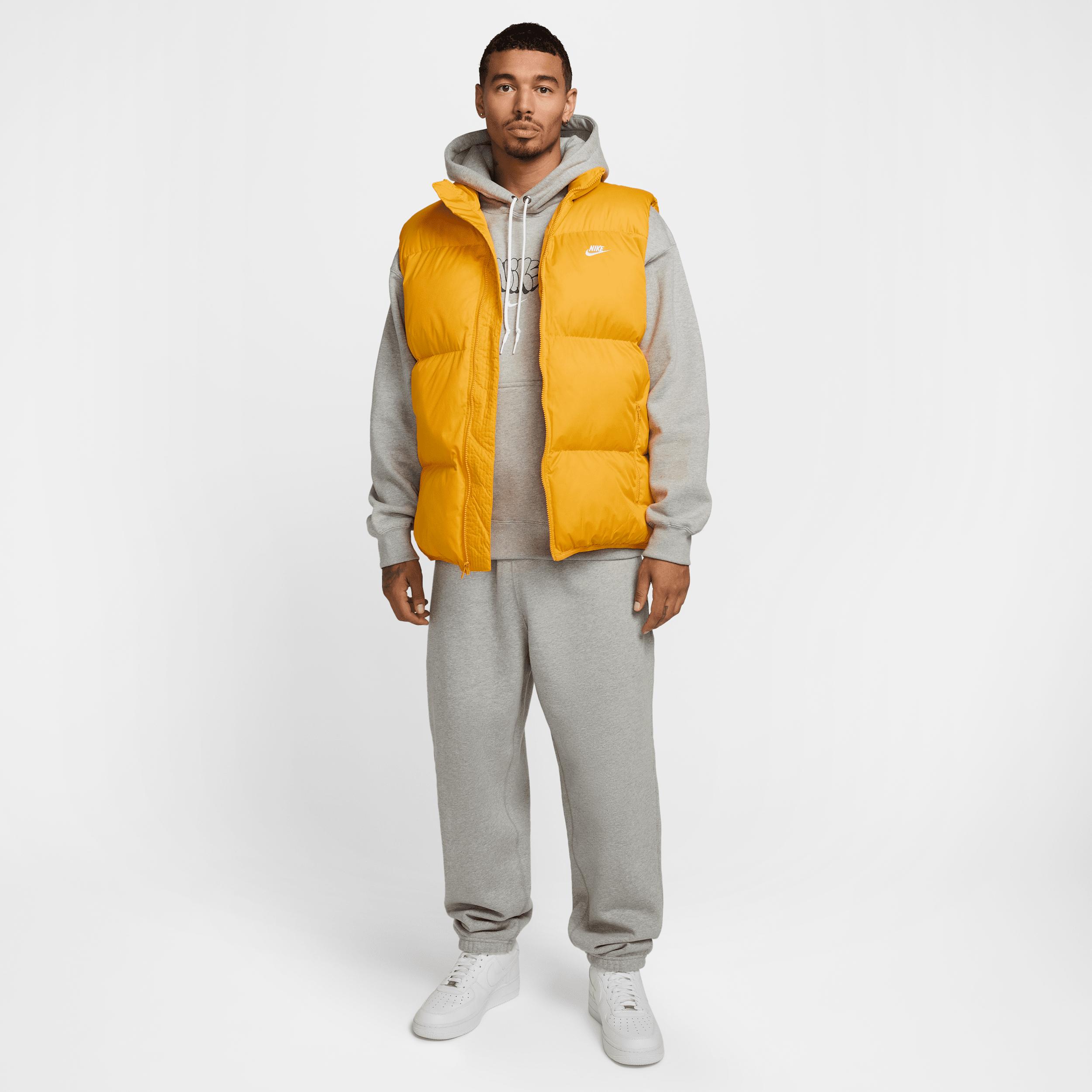 Nike Sportswear Club PrimaLoft® Men's Water-Repellent Puffer Vest Product Image
