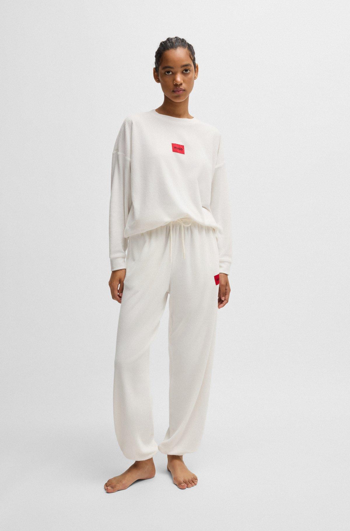 HUGO - Sweatshirt with red logo label - White Product Image