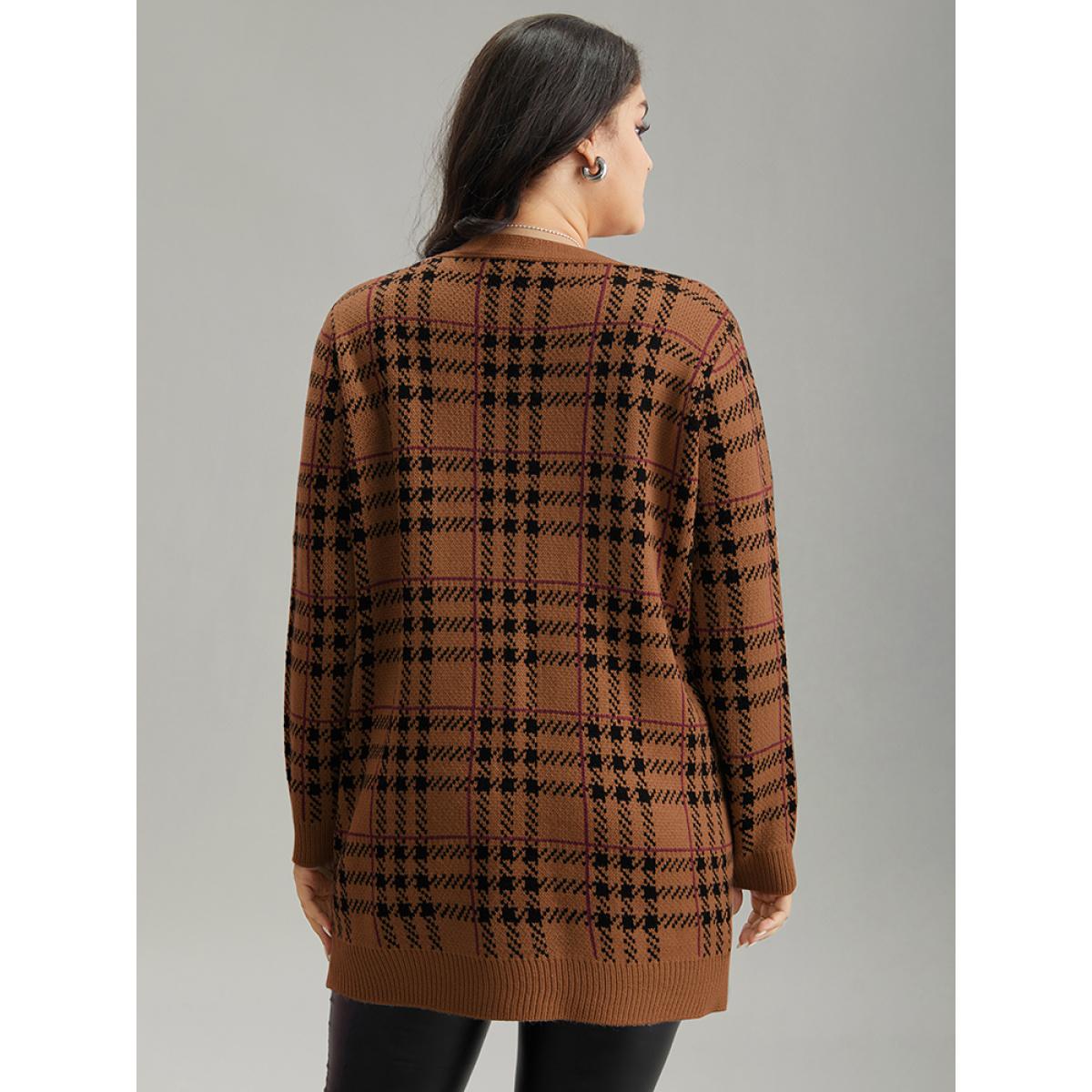 Plus Size Plaid & Houndstooth Print Patched Pocket Cardigan DarkBrown Women Casual Loose Long Sleeve Dailywear Cardigans BloomChic 28/5X Product Image
