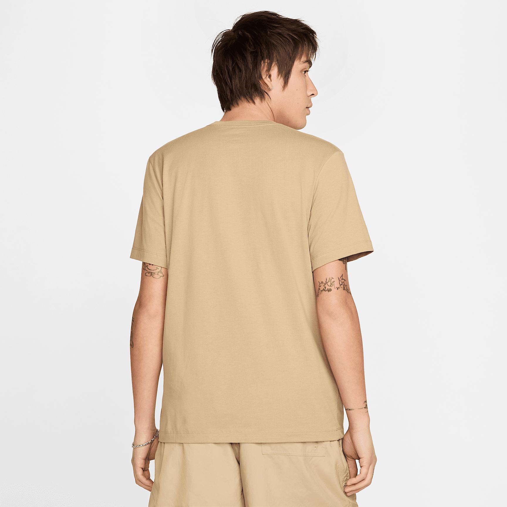 Nike Sportswear Swoosh Men's T-Shirt Product Image