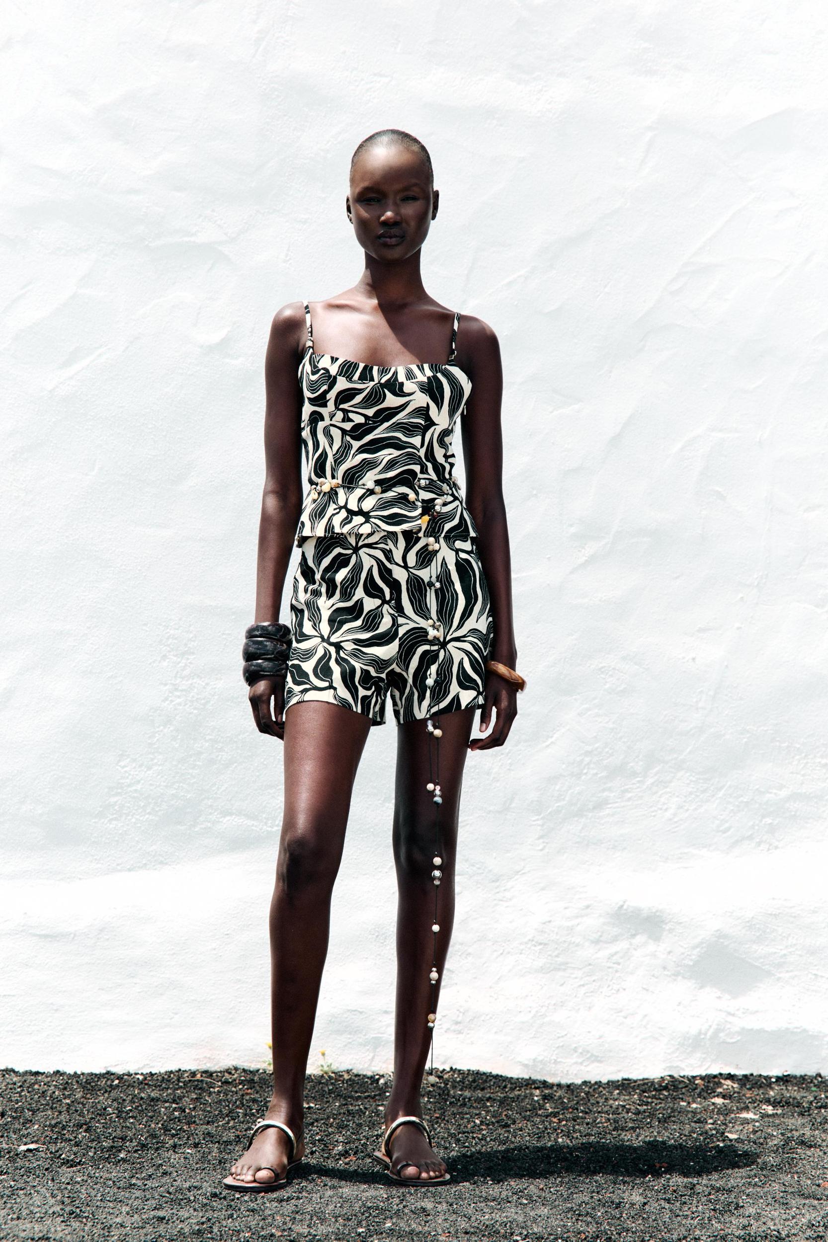 PRINTED LINEN TOP Product Image