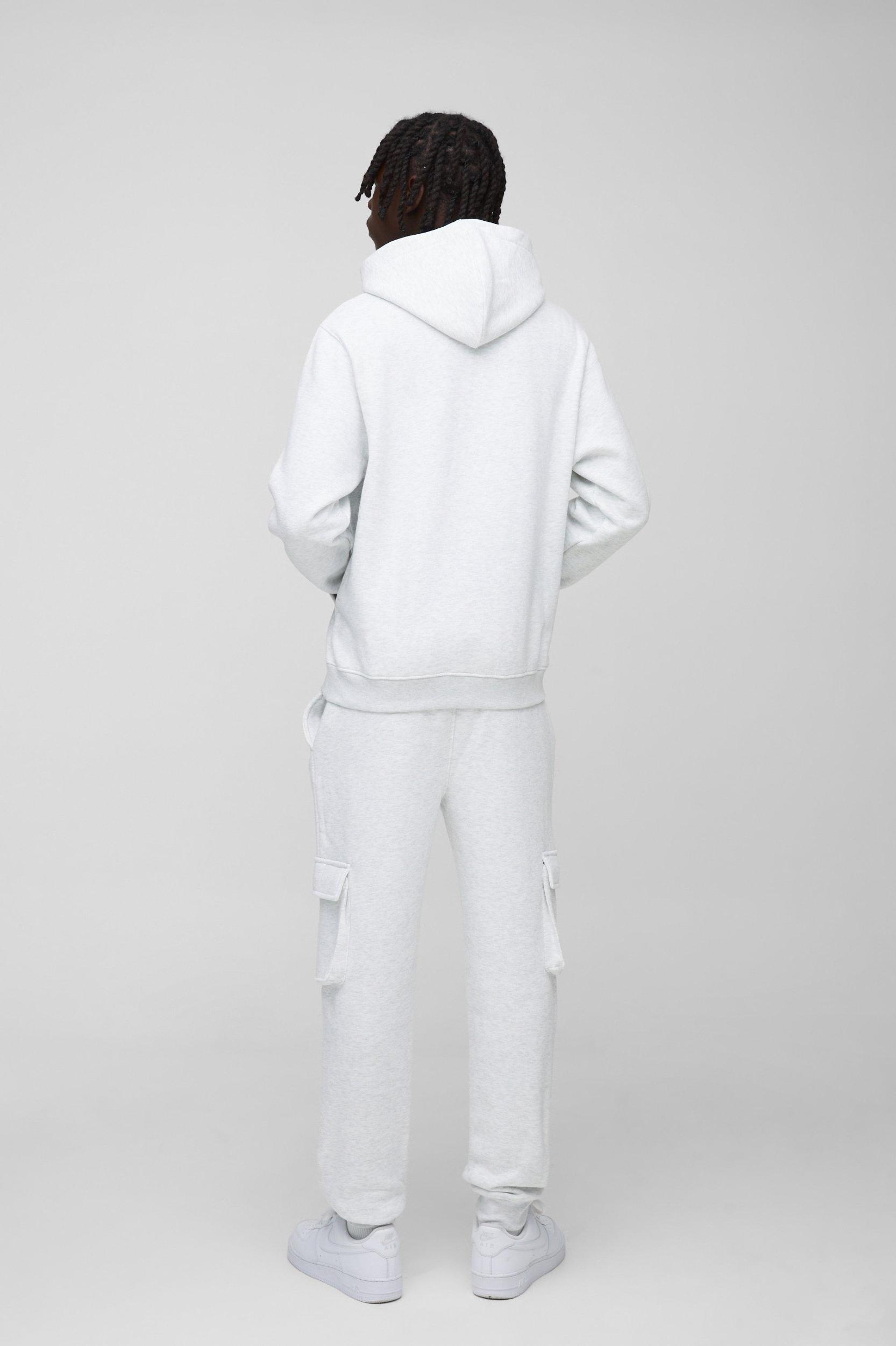 Basic Skinny Fit Cargo Sweatpants | boohooMAN USA Product Image