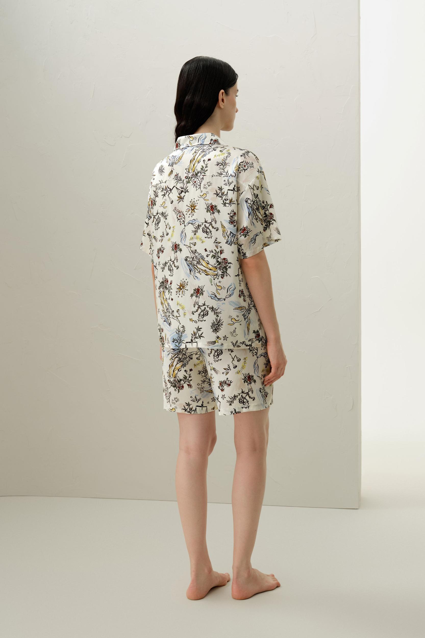 Libra Zodiac Short Silk Pajama Set Product Image