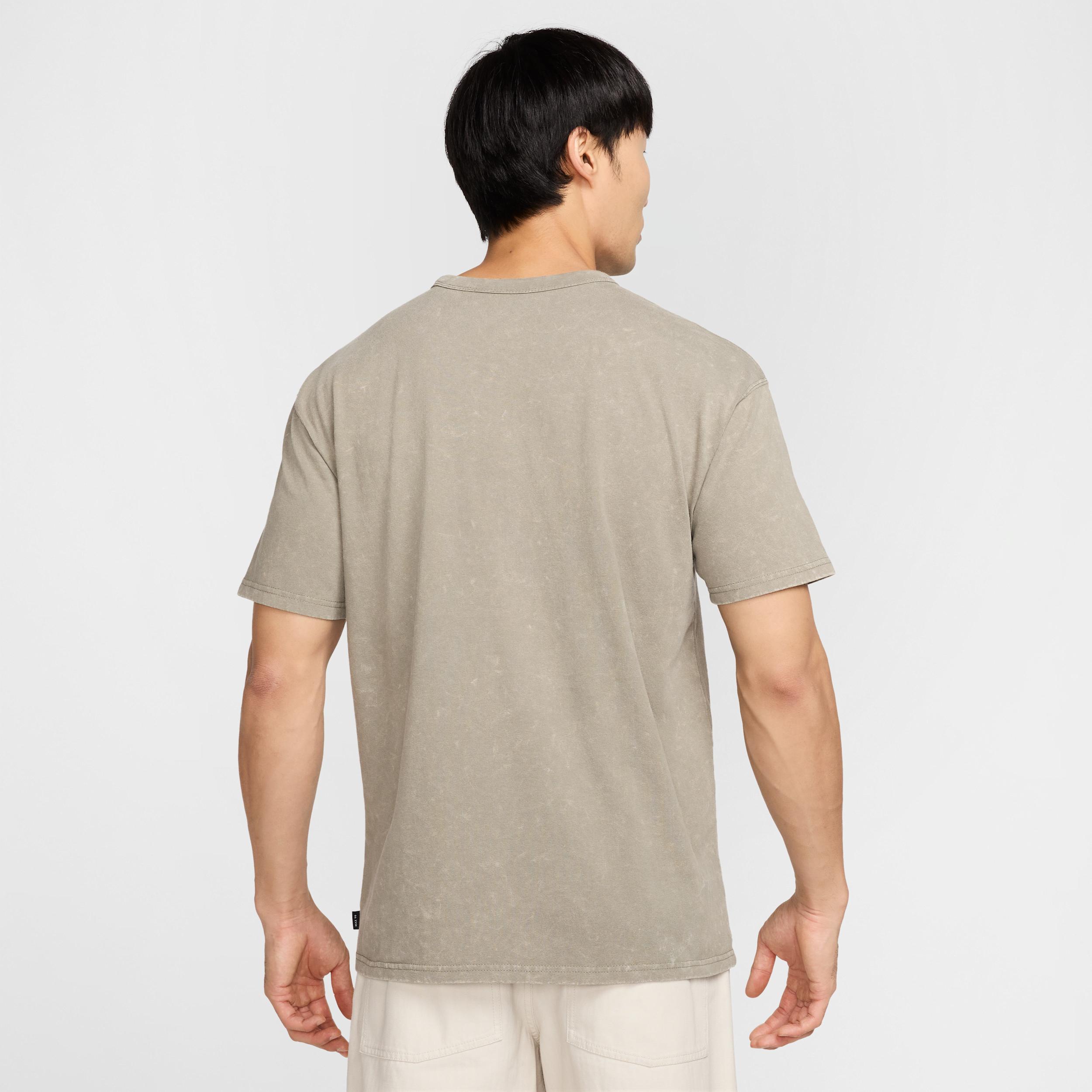 Men's Nike Sportswear Premium Essentials Max90 T-Shirt Product Image