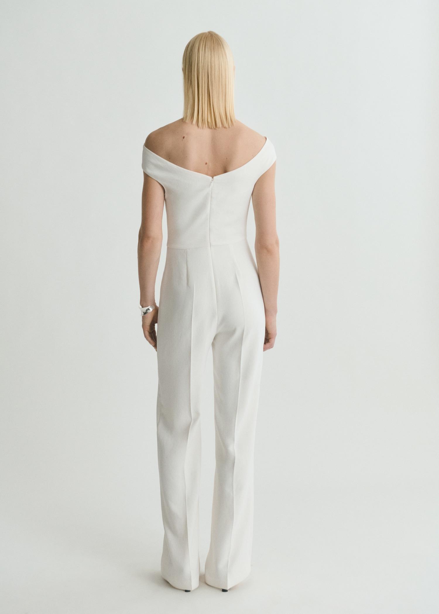 Long jumpsuit with asymmetrical neck - Women | MANGO USA Product Image