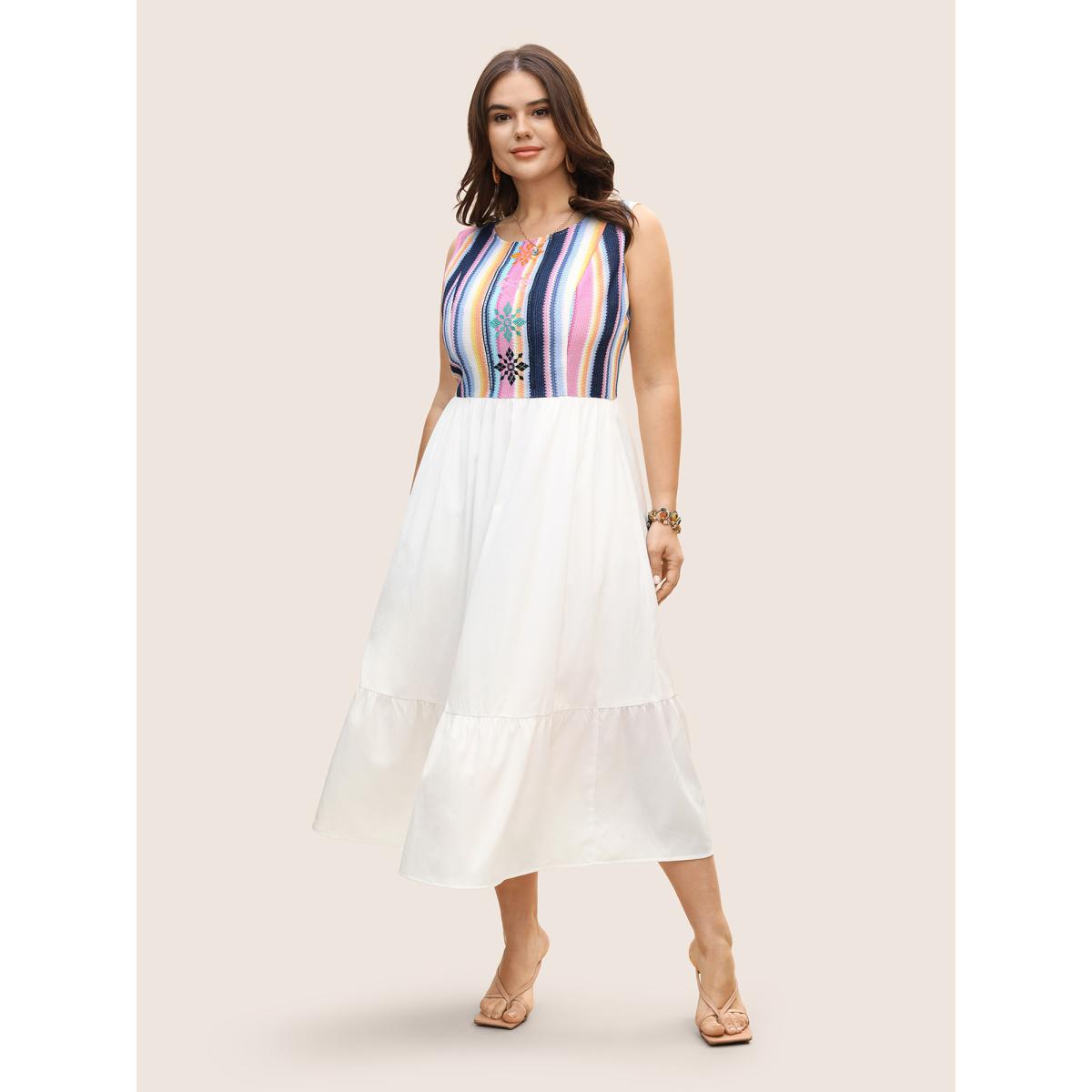 Plus Size Floral Embroidered Woven Ribbon Patchwork Dress Ivory Women Resort Woven ribbon&lace trim Round Neck Sleeveless Curvy BloomChic 30/6X Product Image