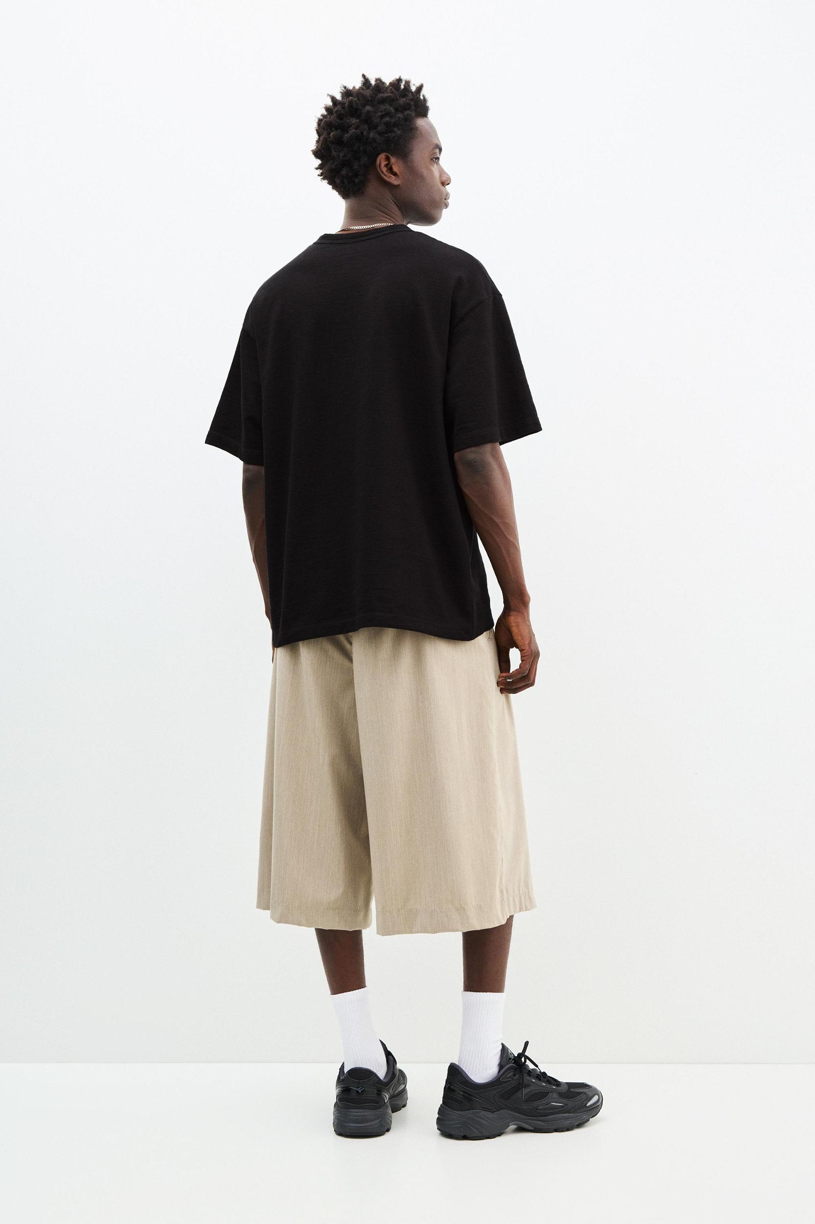 Short sleeve textured T-shirt Product Image