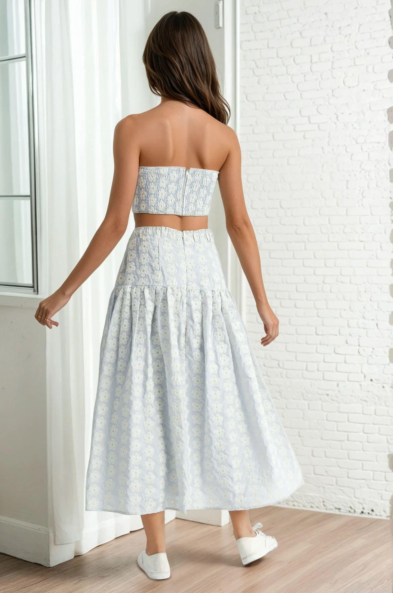 Alyssa Floral Eyelet Strapless Crop Top | Blue Product Image