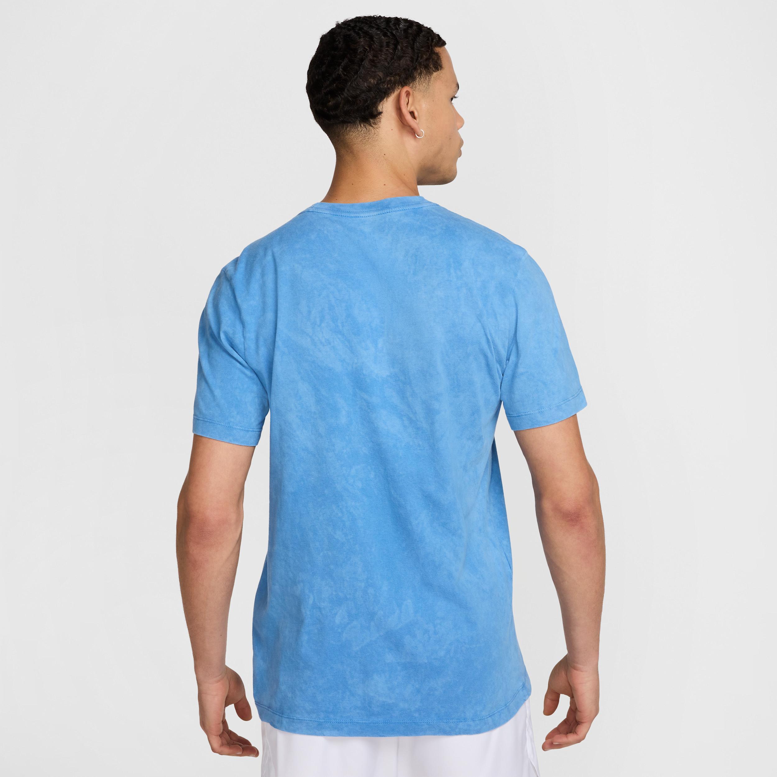 NikeCourt Men's Tennis T-Shirt Product Image