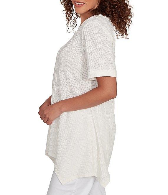 Ruby Rd. Petite Size Textured Solid Knit Crinkle Stripe Round Neck Short Sleeve Sharkbite Hem Top Product Image