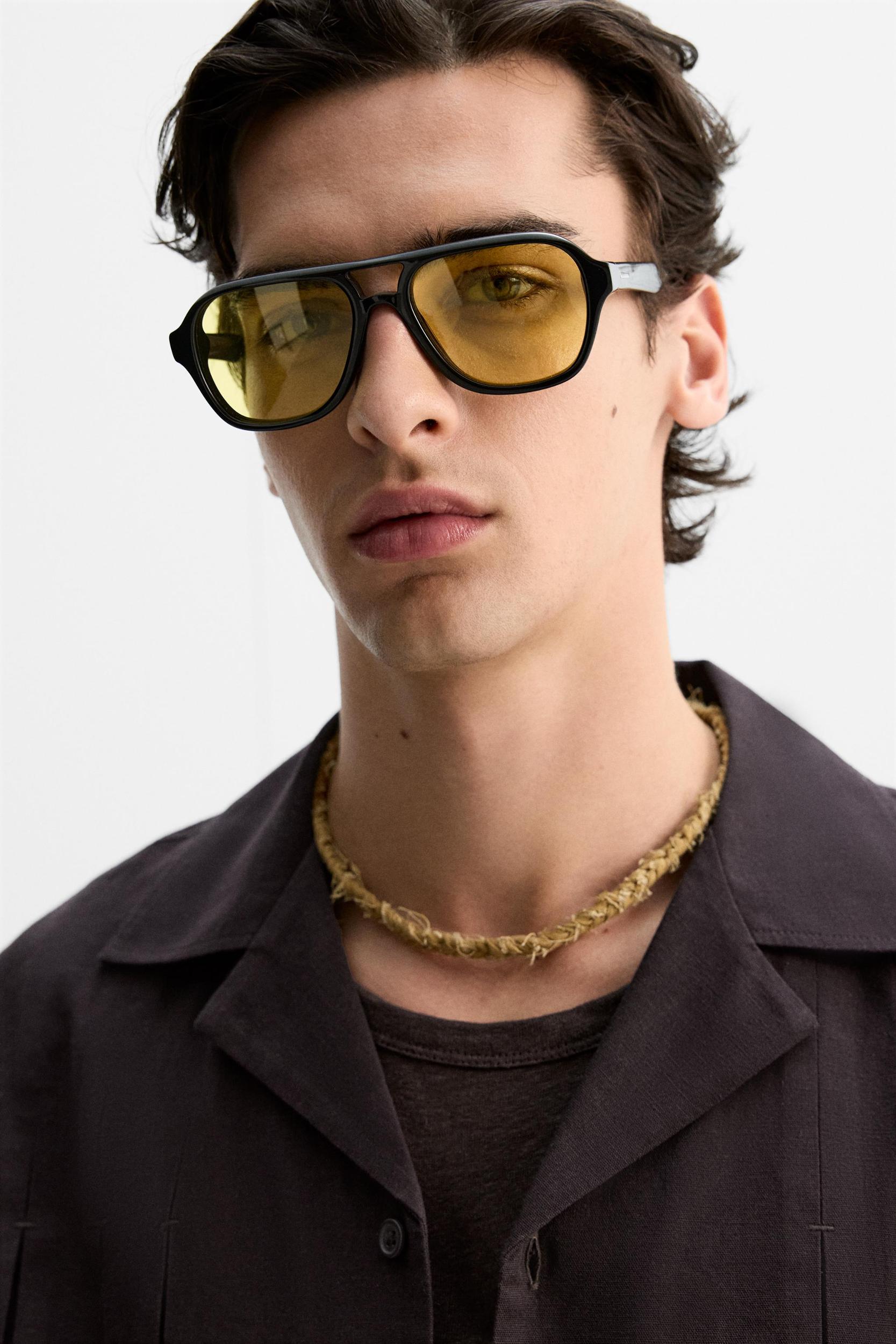 PLEATED COTTON-LINEN SHIRT Product Image