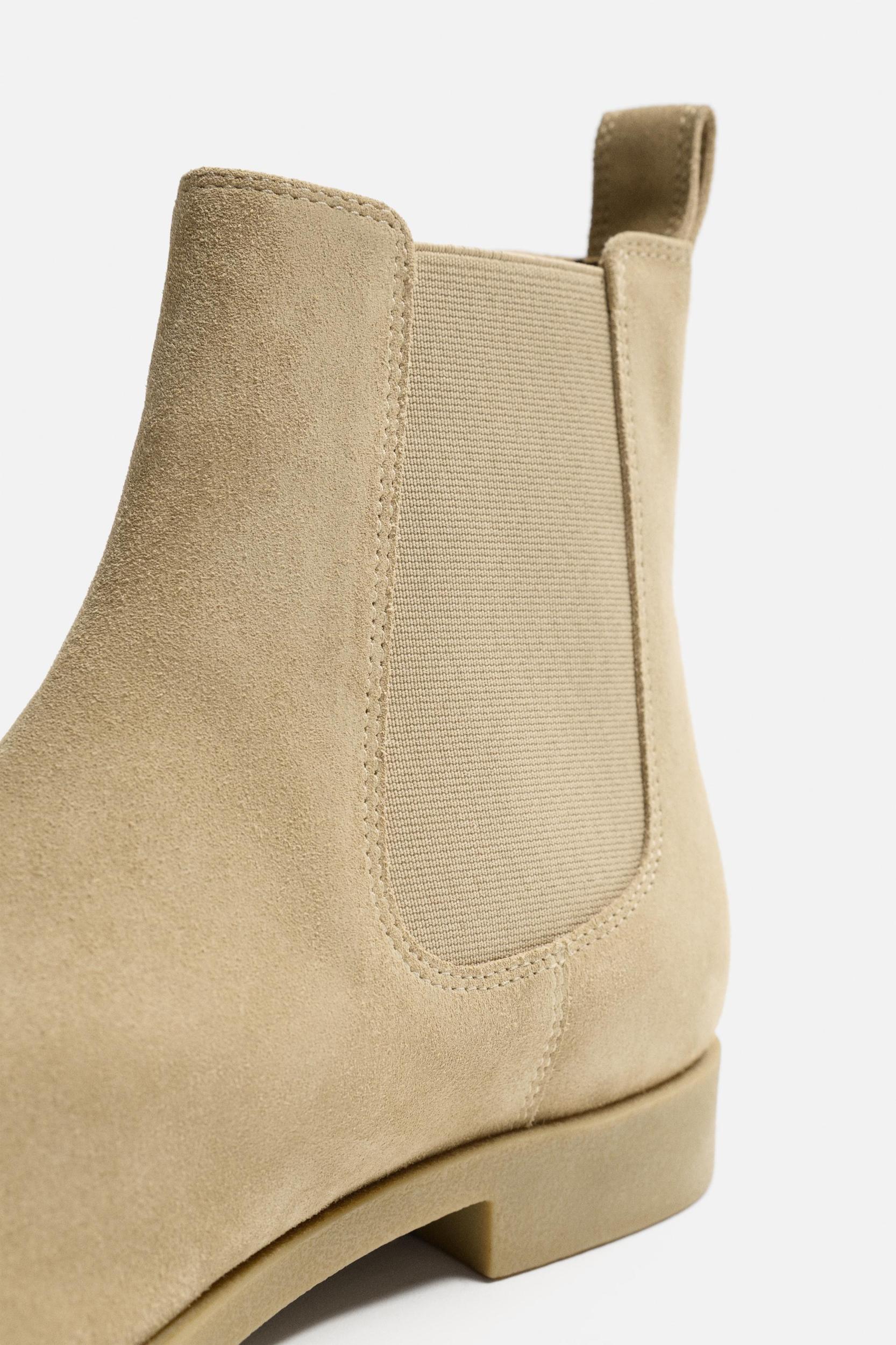 LEATHER CHELSEA BOOTS Product Image