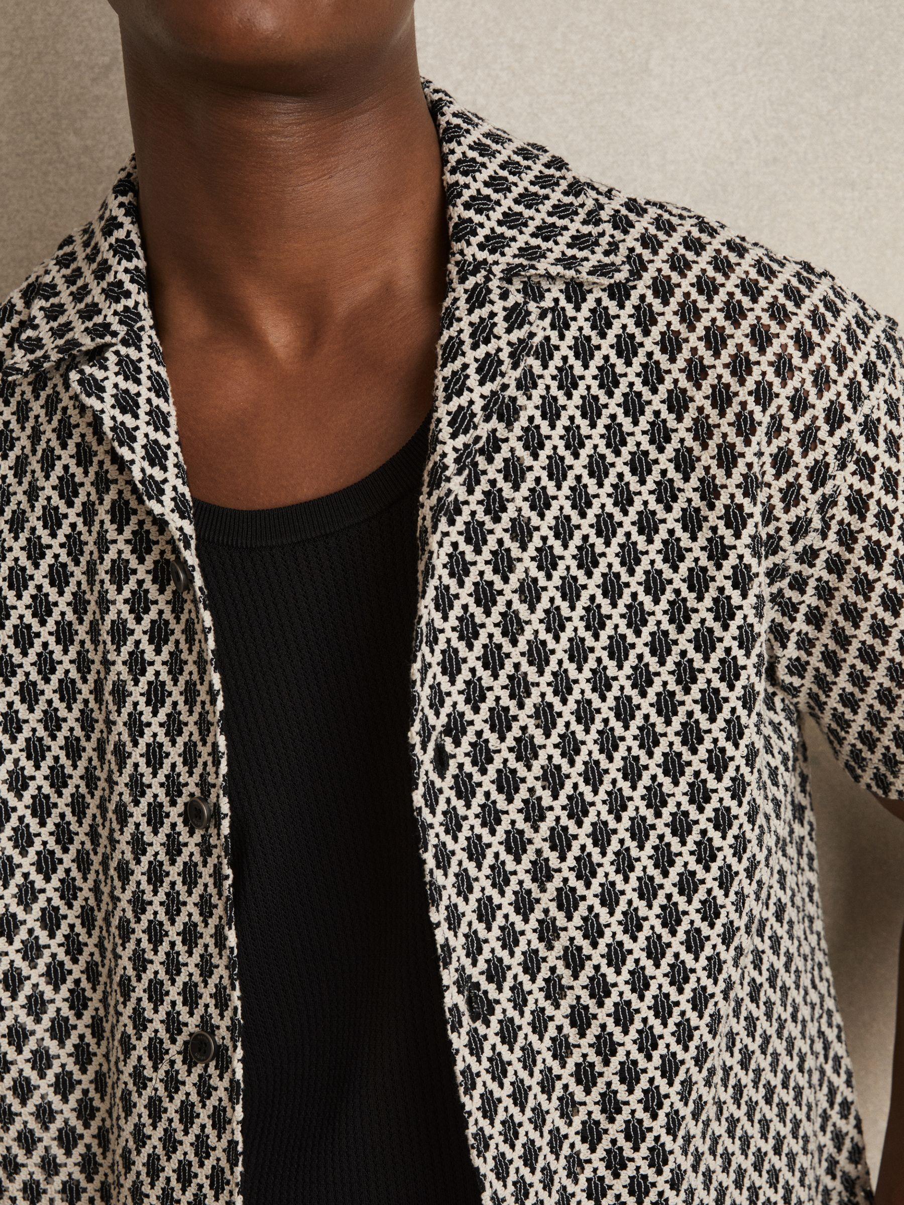 Geometric-Crochet Cuban-Collar Shirt in Navy/White Product Image