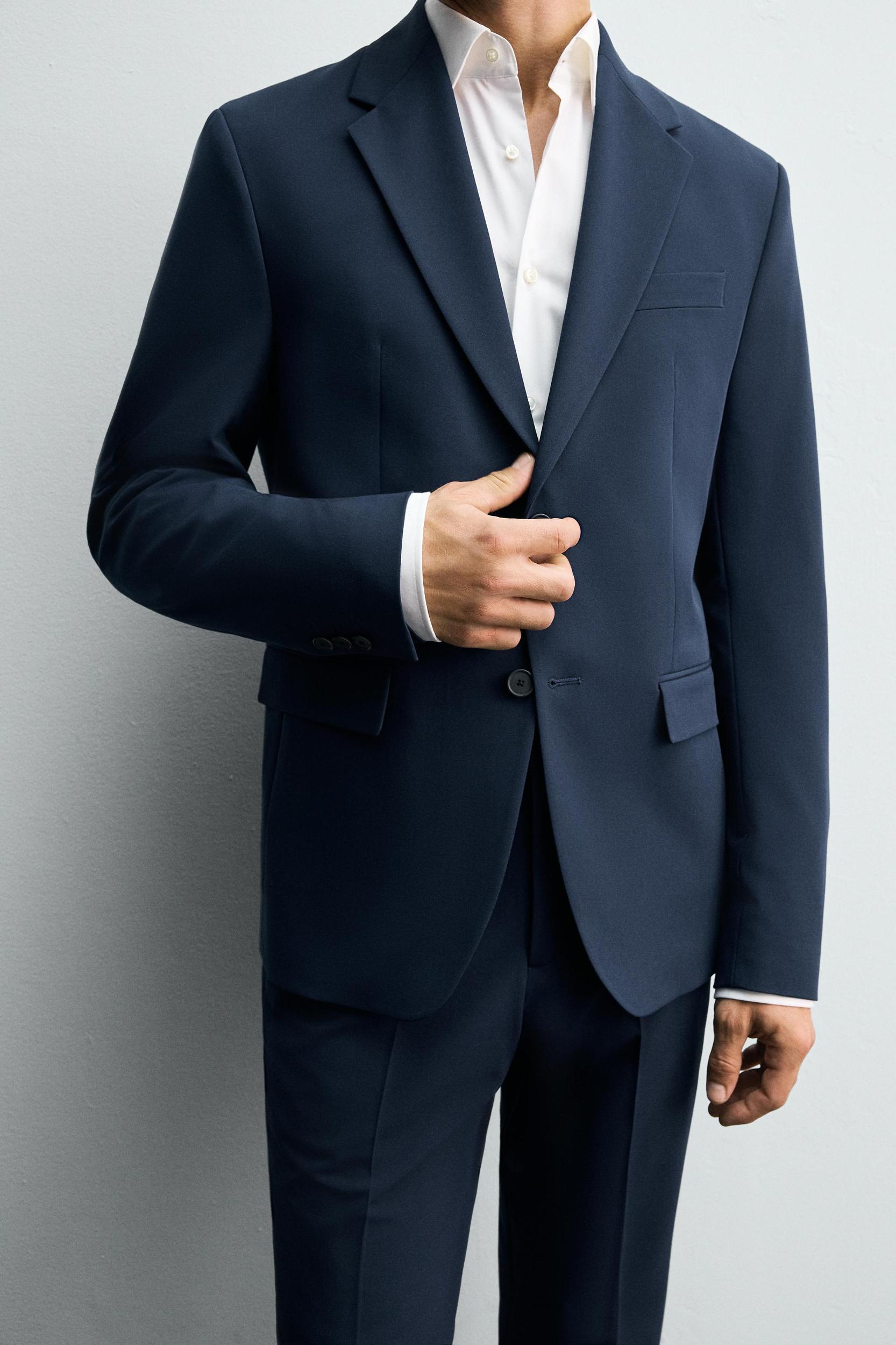 COMFORT SUIT JACKET Product Image