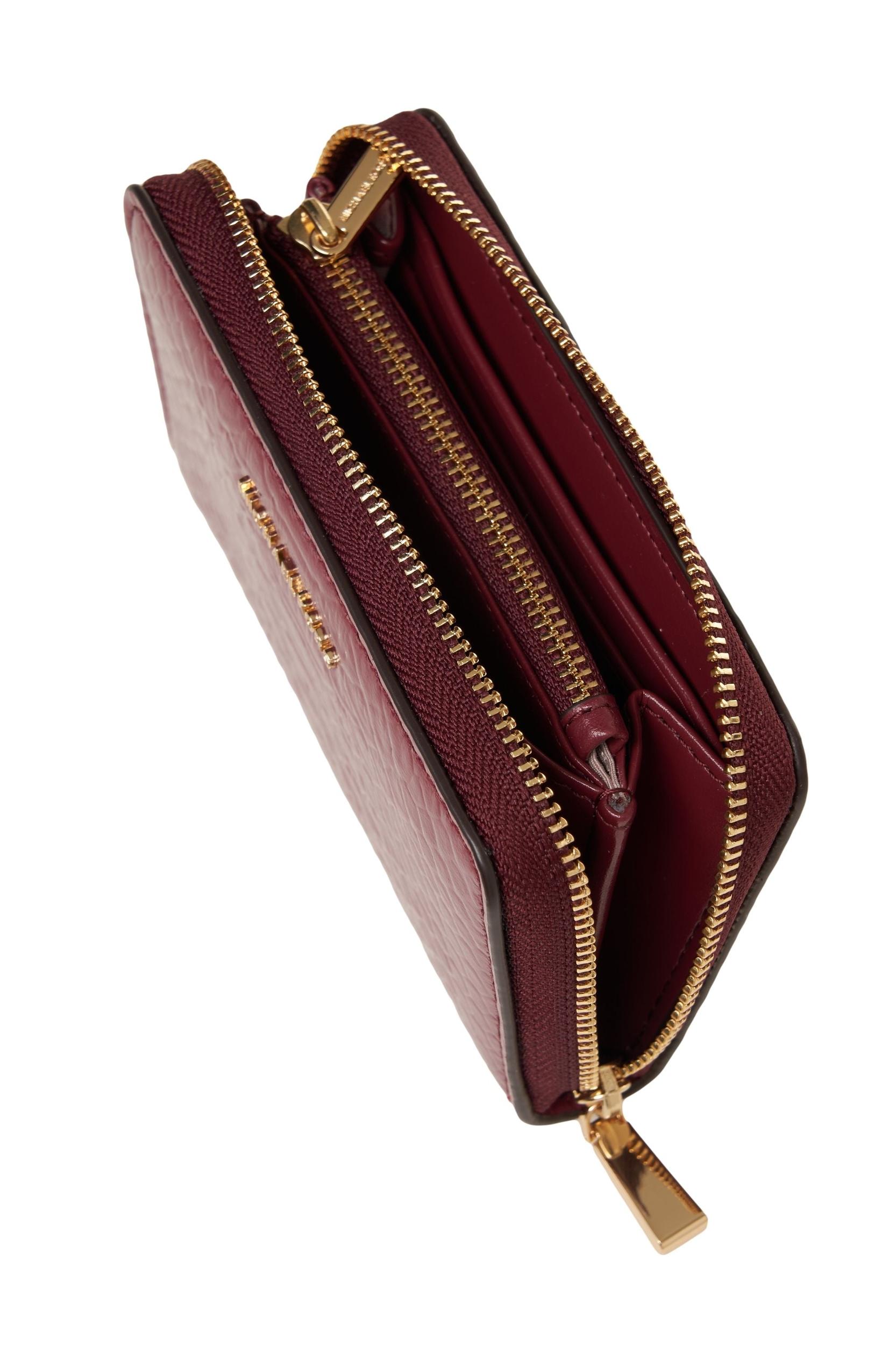 Wallet in croco effect Product Image